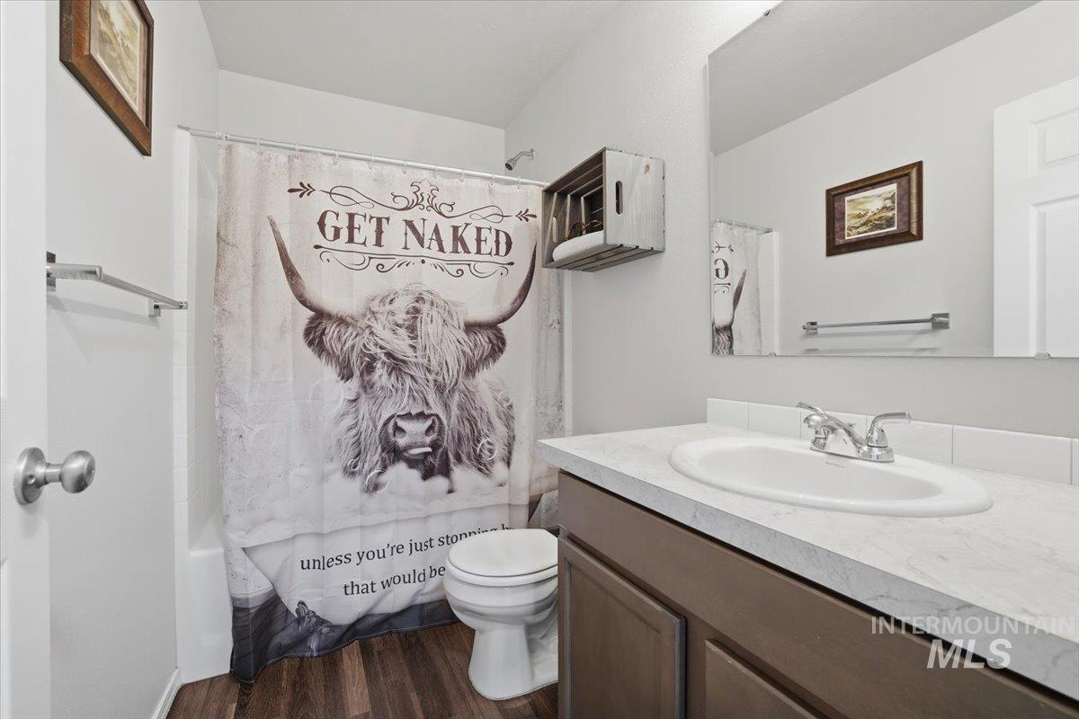 1324 Gold St., Middleton, Idaho 83644, 3 Bedrooms, 2 Bathrooms, Residential For Sale, Price $425,000,MLS 98974709