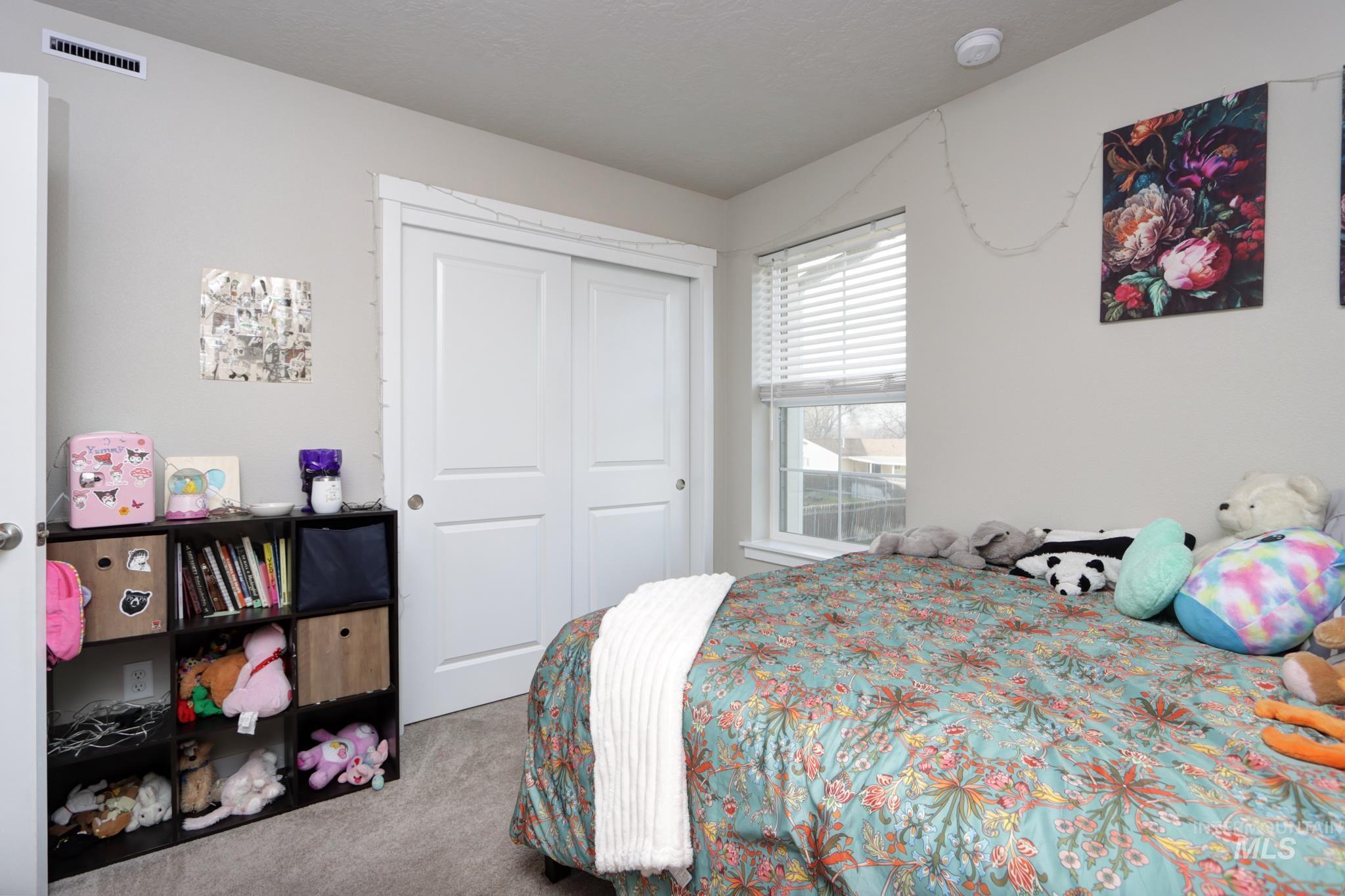 2324 E. Spice Loop, Nampa, Idaho 83687, 3 Bedrooms, 3 Bathrooms, Residential For Sale, Price $325,000,MLS 98974710