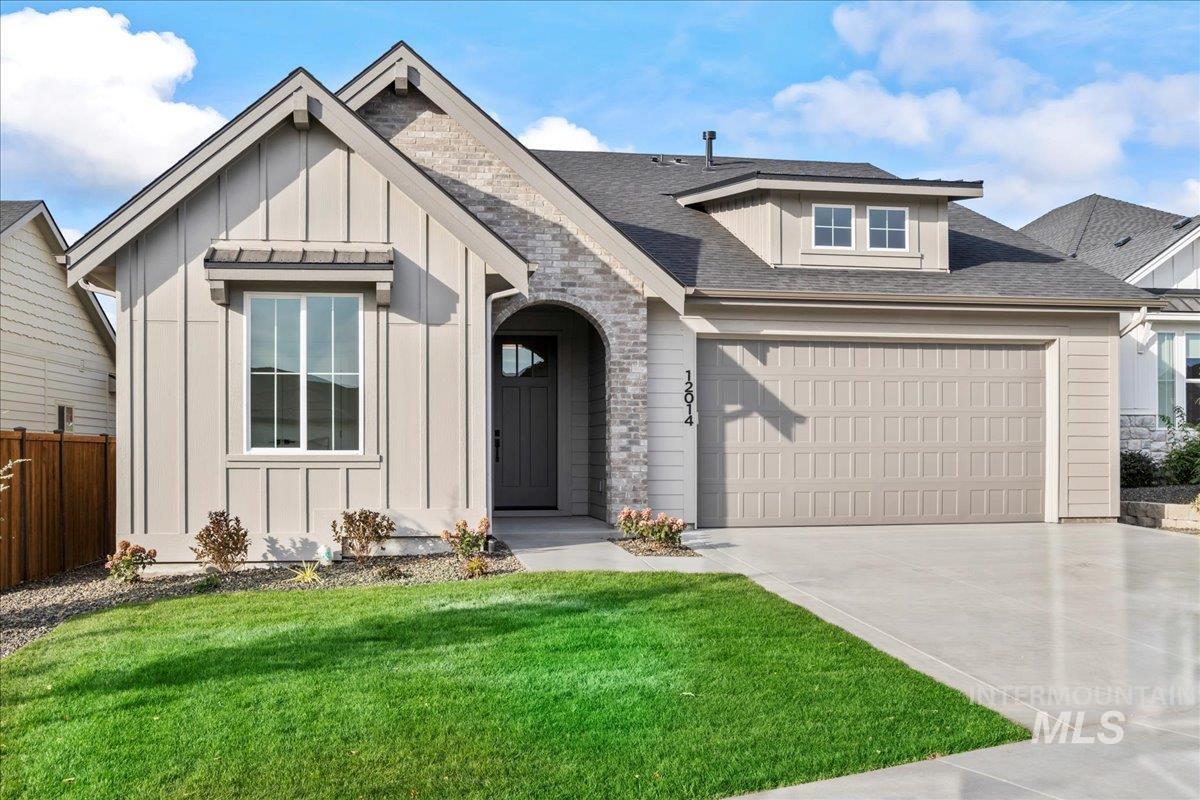 12014 W Zamalek Ct, Kuna, Idaho 83634, 3 Bedrooms, 2 Bathrooms, Residential For Sale, Price $669,900,MLS 98974712