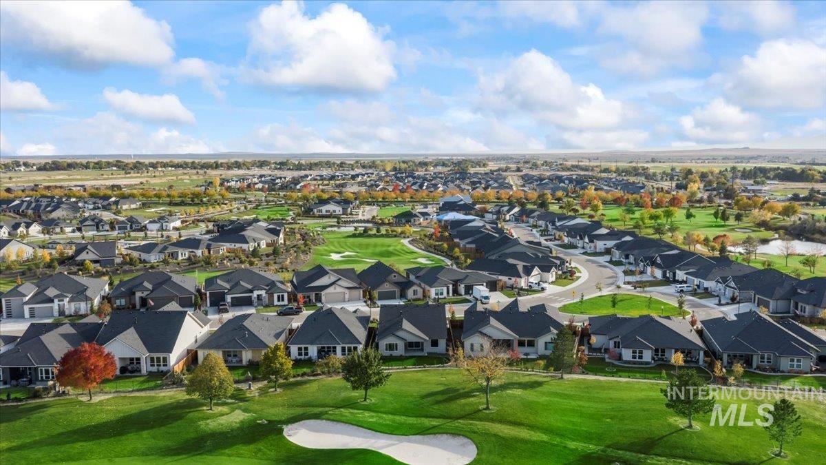 12014 W Zamalek Ct, Kuna, Idaho 83634, 3 Bedrooms, 2 Bathrooms, Residential For Sale, Price $669,900,MLS 98974712