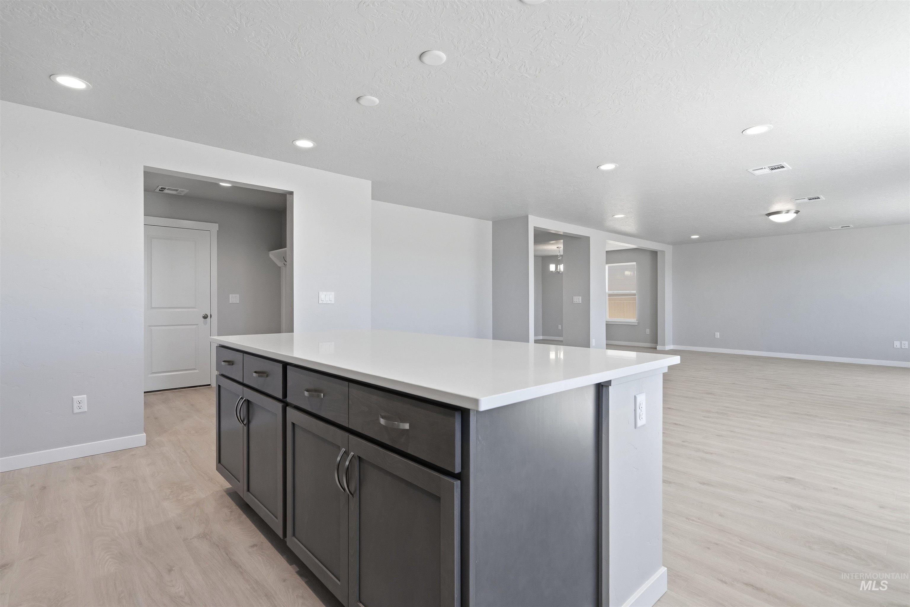 10199 Bellevue Ridge St, Nampa, Idaho 83687, 4 Bedrooms, 3.5 Bathrooms, Residential For Sale, Price $534,990,MLS 98974714