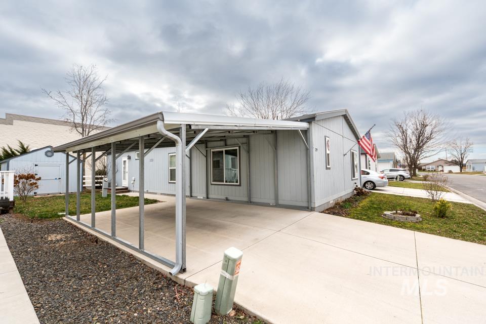 729 Liberty Lane, Emmett, Idaho 83617, 3 Bedrooms, 2 Bathrooms, Residential For Sale, Price $191,000,MLS 98974715
