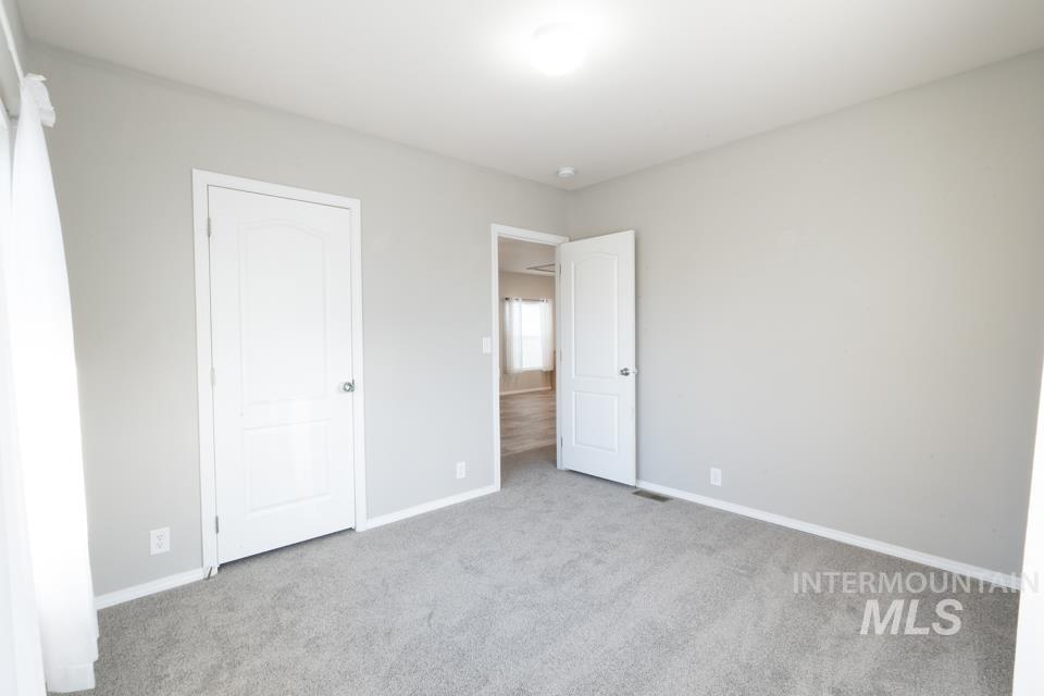 729 Liberty Lane, Emmett, Idaho 83617, 3 Bedrooms, 2 Bathrooms, Residential For Sale, Price $191,000,MLS 98974715