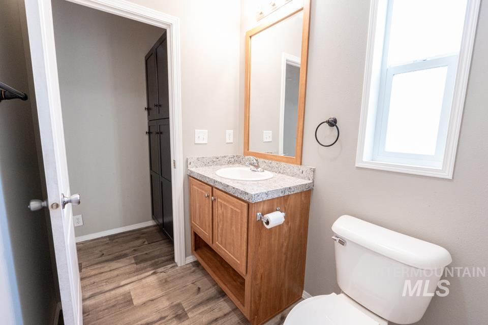 729 Liberty Lane, Emmett, Idaho 83617, 3 Bedrooms, 2 Bathrooms, Residential For Sale, Price $191,000,MLS 98974715