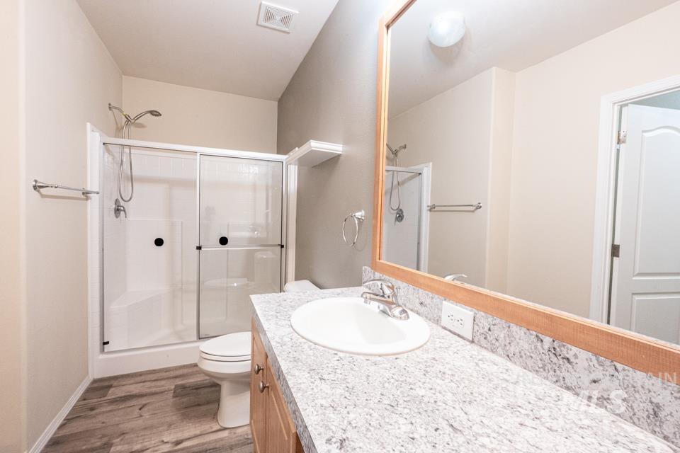 729 Liberty Lane, Emmett, Idaho 83617, 3 Bedrooms, 2 Bathrooms, Residential For Sale, Price $191,000,MLS 98974715