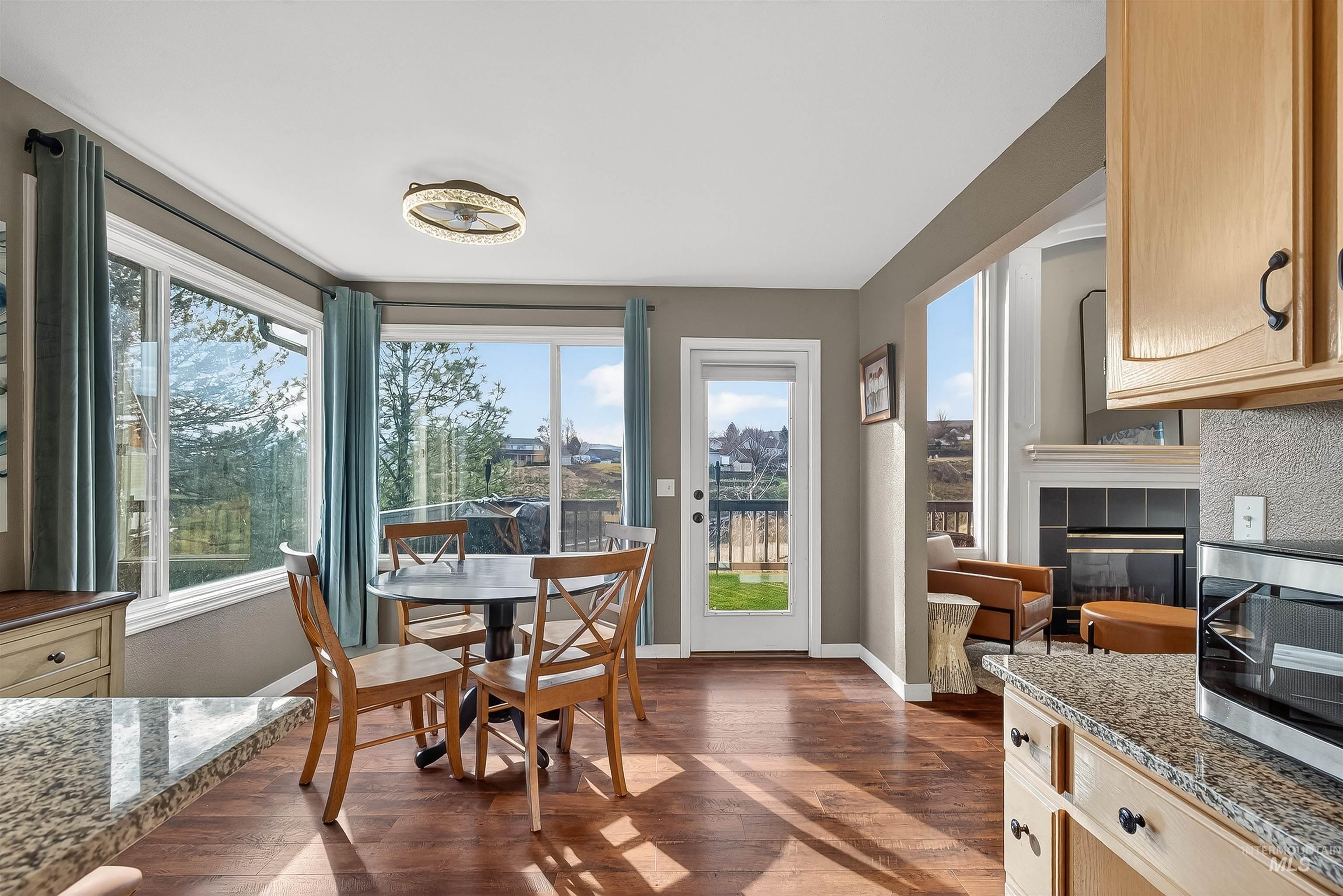 1612 Swallows Nest Loop, Clarkston, Washington 99403, 5 Bedrooms, 3 Bathrooms, Residential For Sale, Price $455,000,MLS 98974718