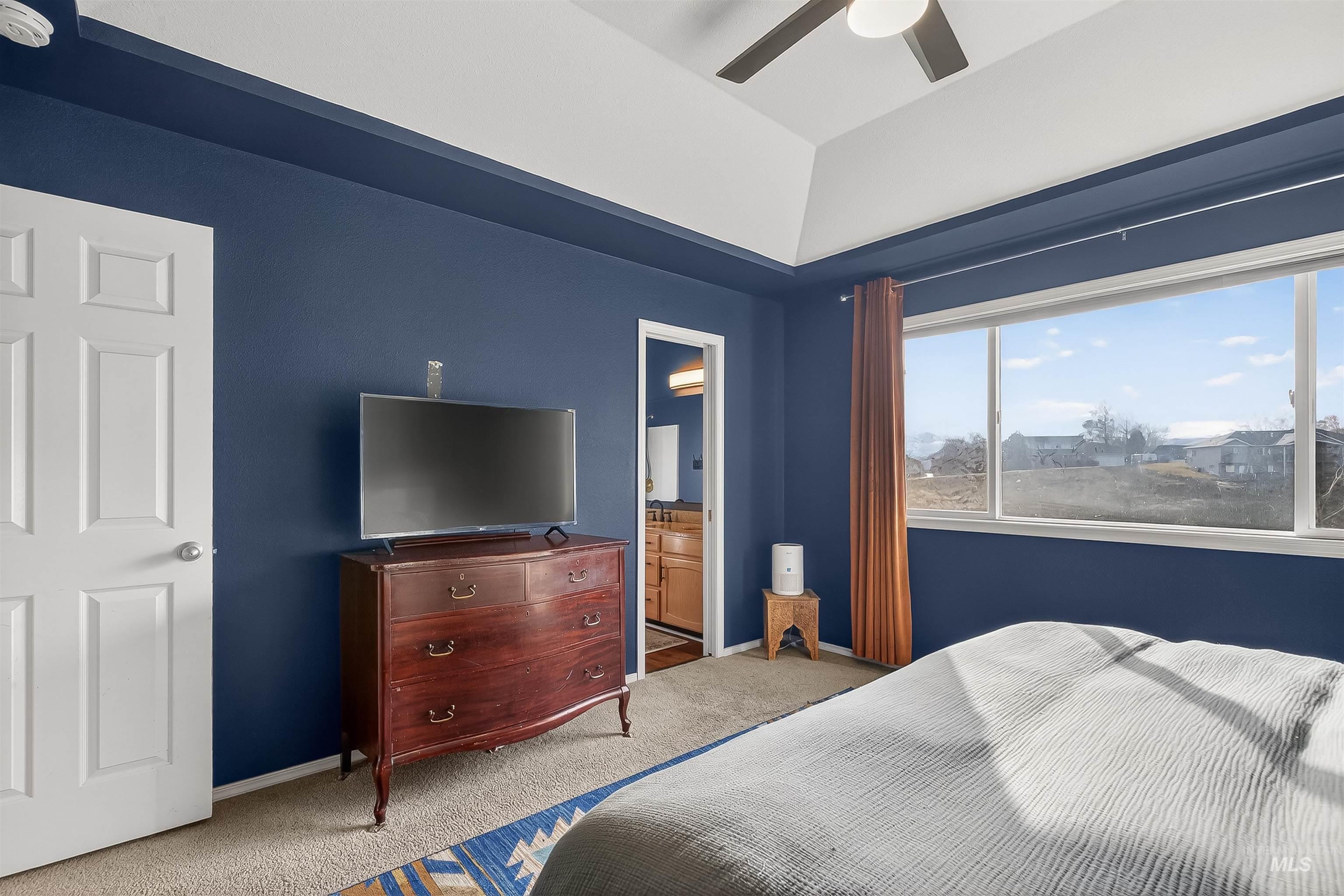 1612 Swallows Nest Loop, Clarkston, Washington 99403, 5 Bedrooms, 3 Bathrooms, Residential For Sale, Price $455,000,MLS 98974718