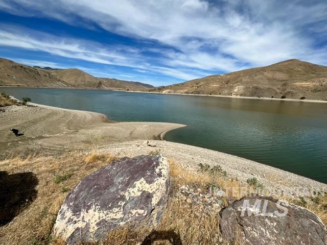 32214 Snake River Rd, Huntington, Oregon 97907, Land For Sale, Price $289,000,MLS 98974721