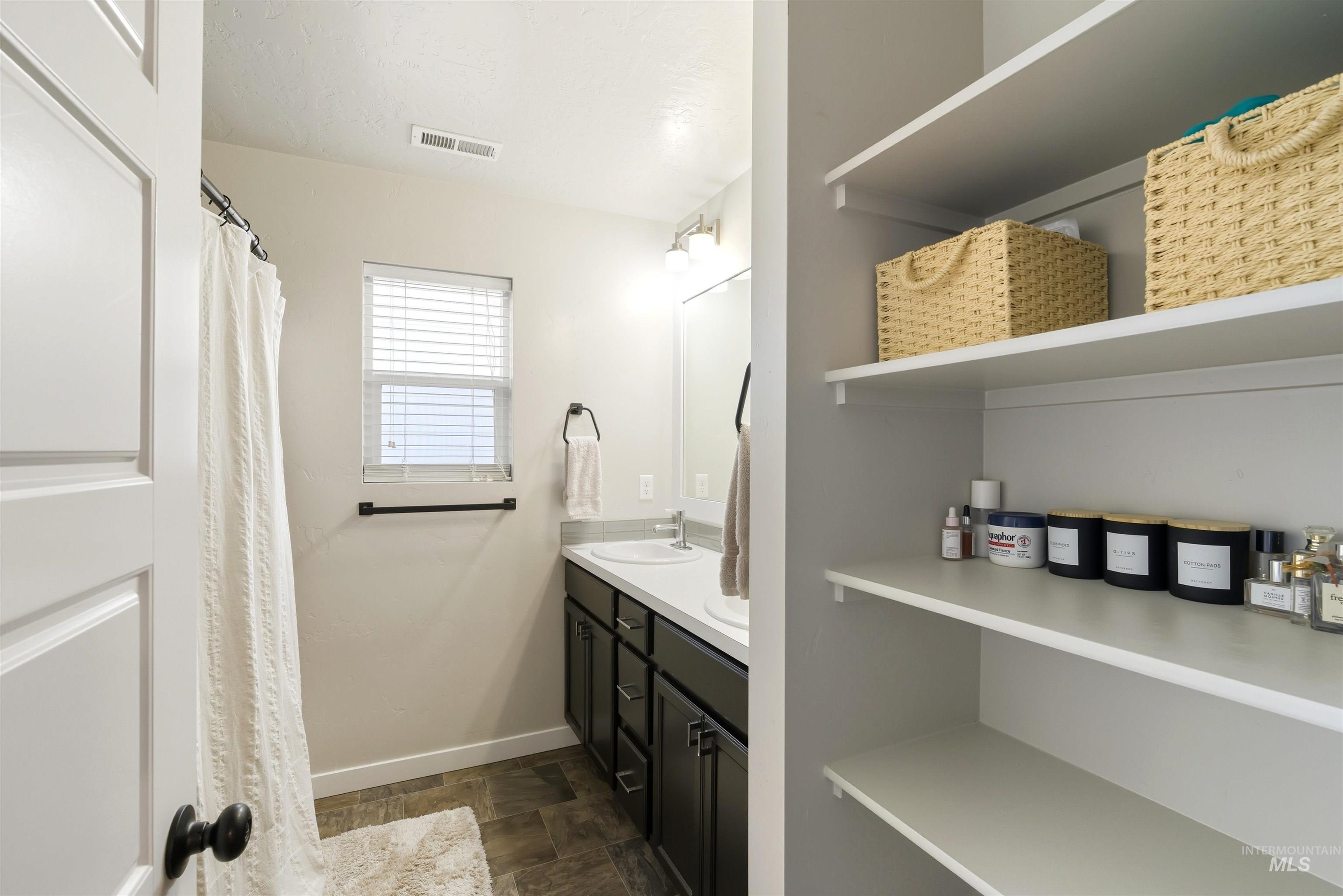 1759 W American Fork, Meridian, Idaho 83642, 3 Bedrooms, 2.5 Bathrooms, Residential For Sale, Price $425,000,MLS 98974723