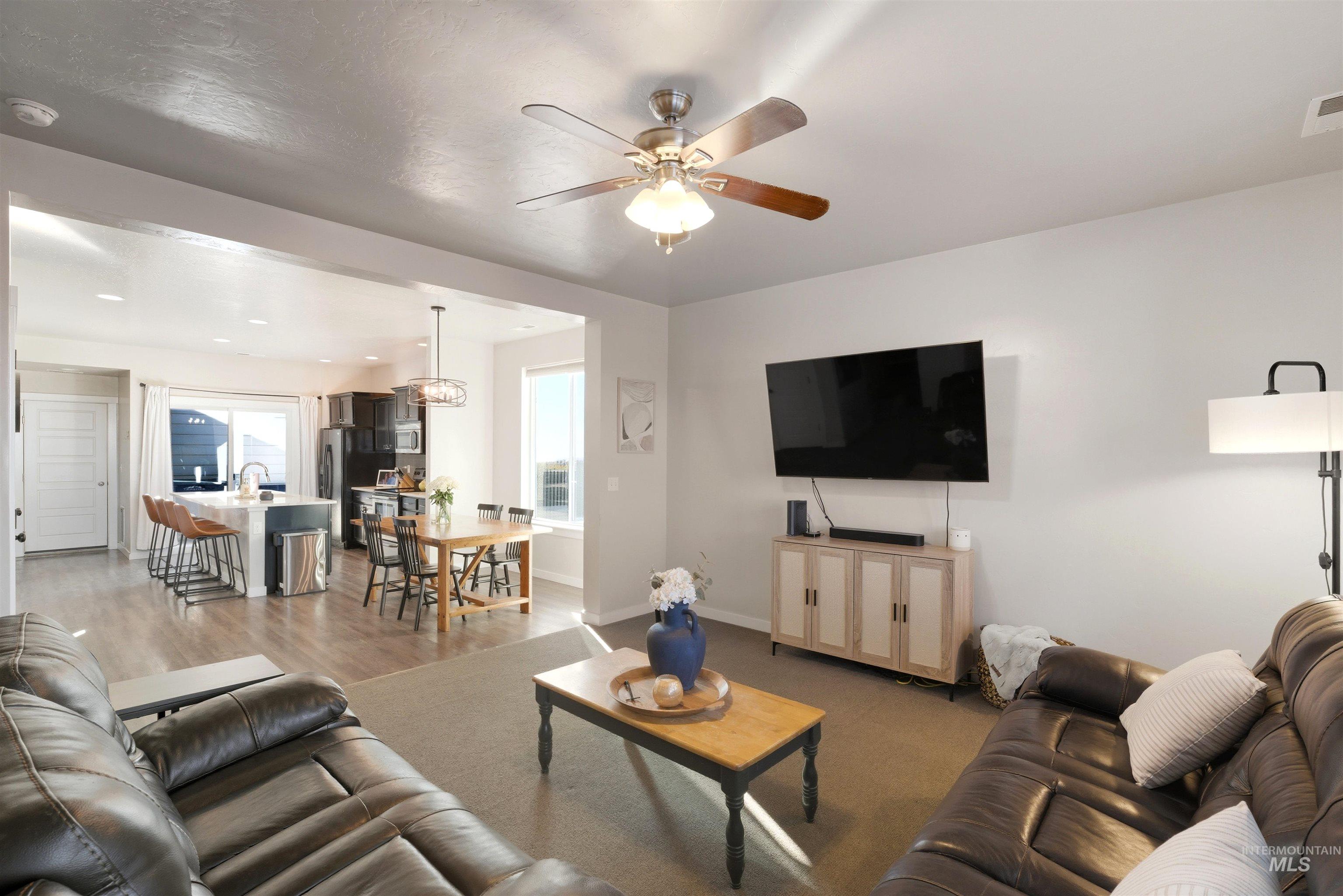 1759 W American Fork, Meridian, Idaho 83642, 3 Bedrooms, 2.5 Bathrooms, Residential For Sale, Price $425,000,MLS 98974723