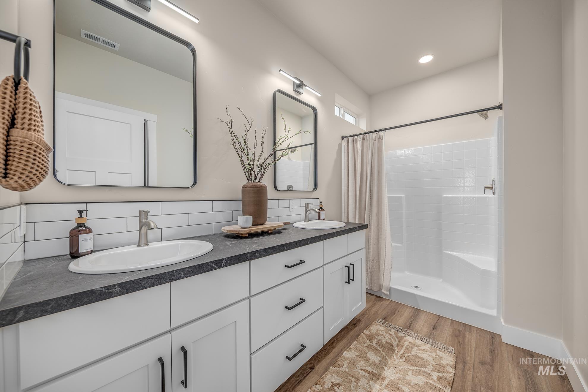 1367 Hansen Road, Weiser, Idaho 83672, 3 Bedrooms, 2 Bathrooms, Residential For Sale, Price $499,000,MLS 98974725