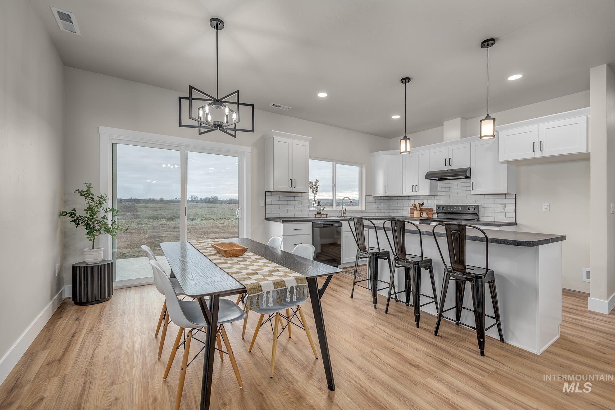 1367 Hansen Road, Weiser, Idaho 83672, 3 Bedrooms, 2 Bathrooms, Residential For Sale, Price $499,000,MLS 98974725