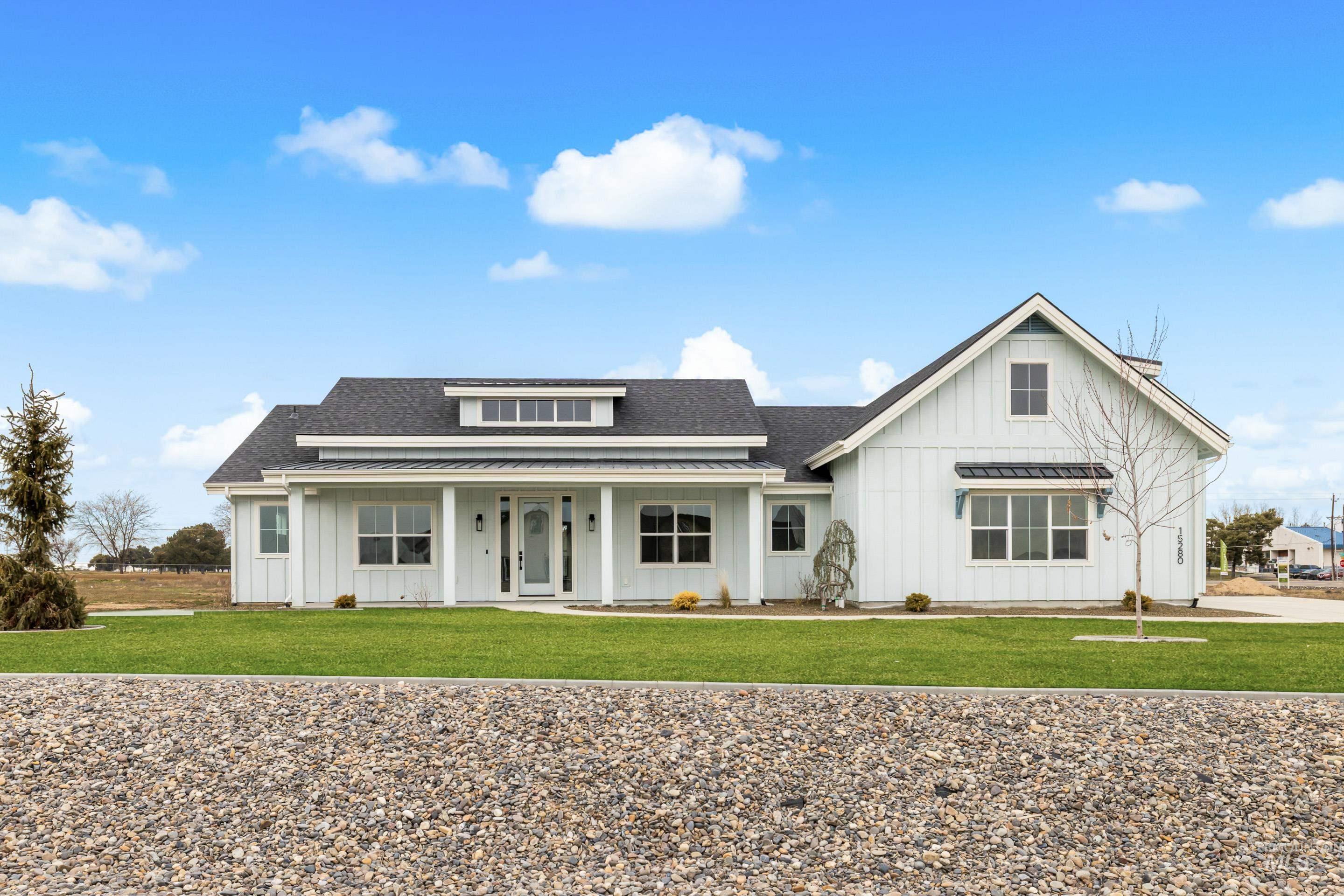 15280 Juniperwood Drive, Caldwell, Idaho 83607, 4 Bedrooms, 2.5 Bathrooms, Residential For Sale, Price $1,025,000,MLS 98974726