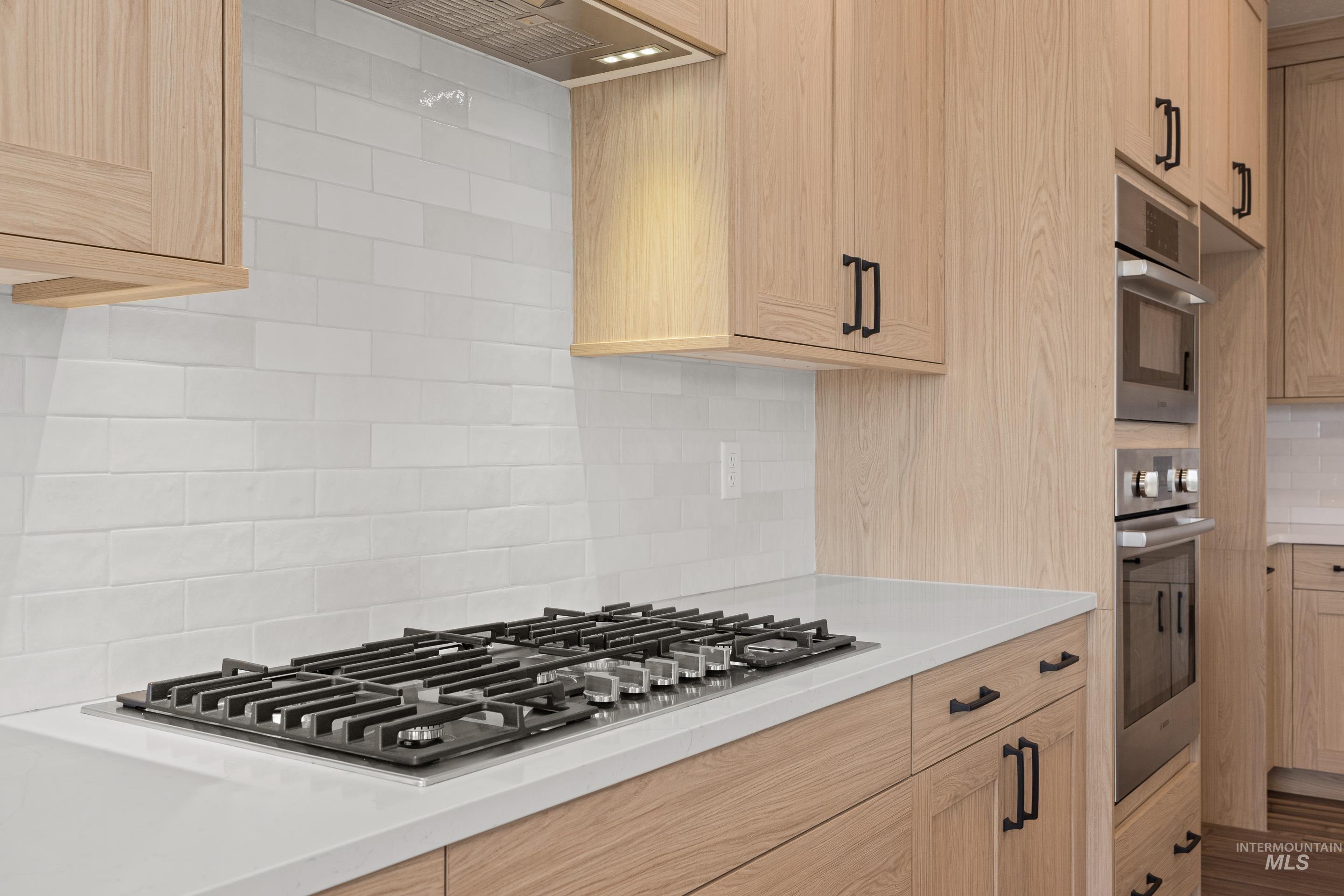 15280 Juniperwood Drive, Caldwell, Idaho 83607, 4 Bedrooms, 2.5 Bathrooms, Residential For Sale, Price $1,025,000,MLS 98974726