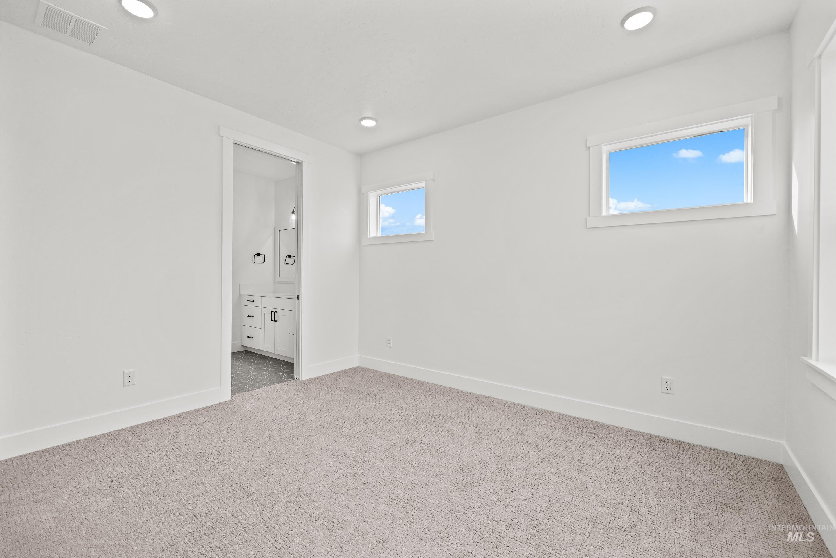 15280 Juniperwood Drive, Caldwell, Idaho 83607, 4 Bedrooms, 2.5 Bathrooms, Residential For Sale, Price $1,025,000,MLS 98974726