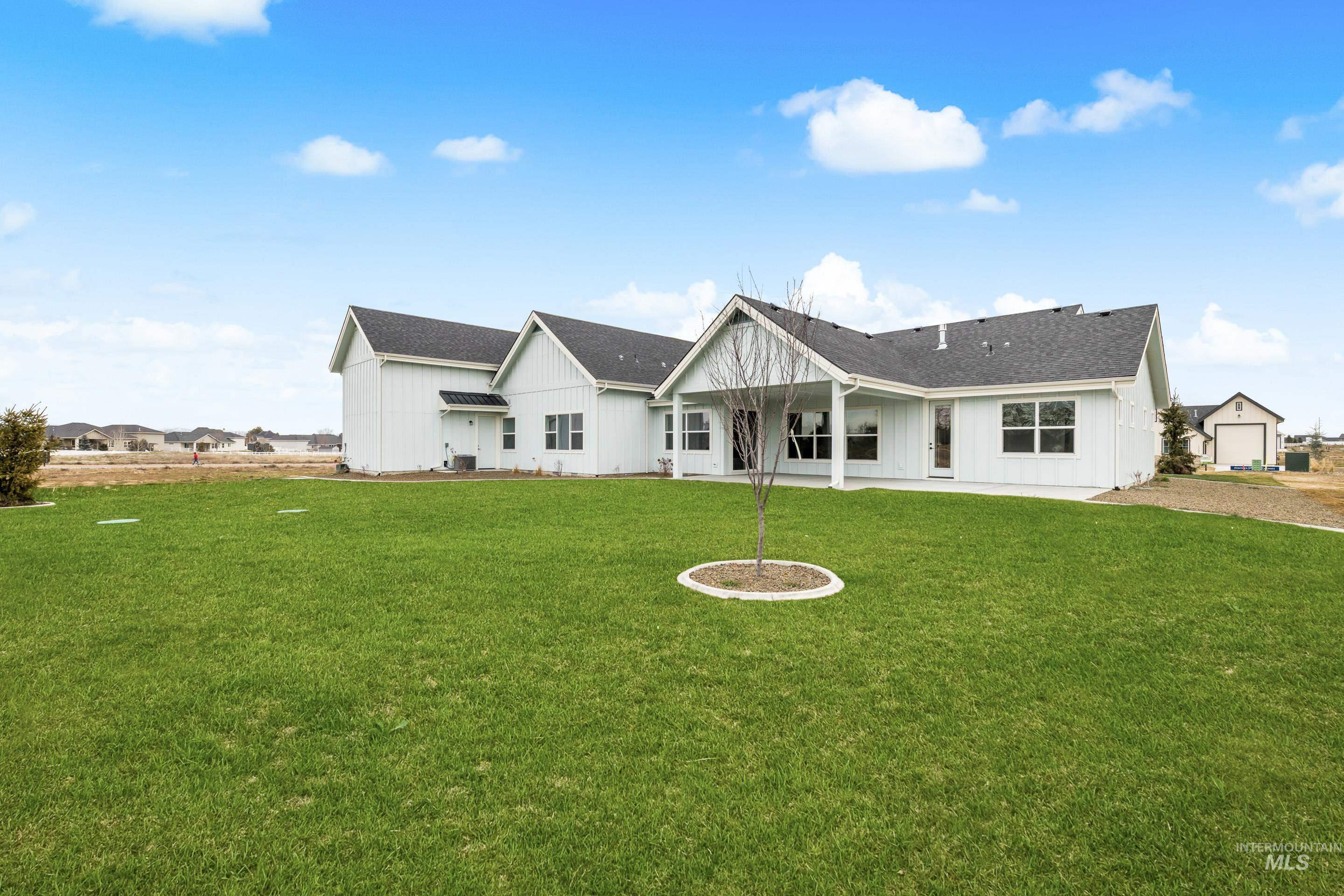 15280 Juniperwood Drive, Caldwell, Idaho 83607, 4 Bedrooms, 2.5 Bathrooms, Residential For Sale, Price $1,025,000,MLS 98974726