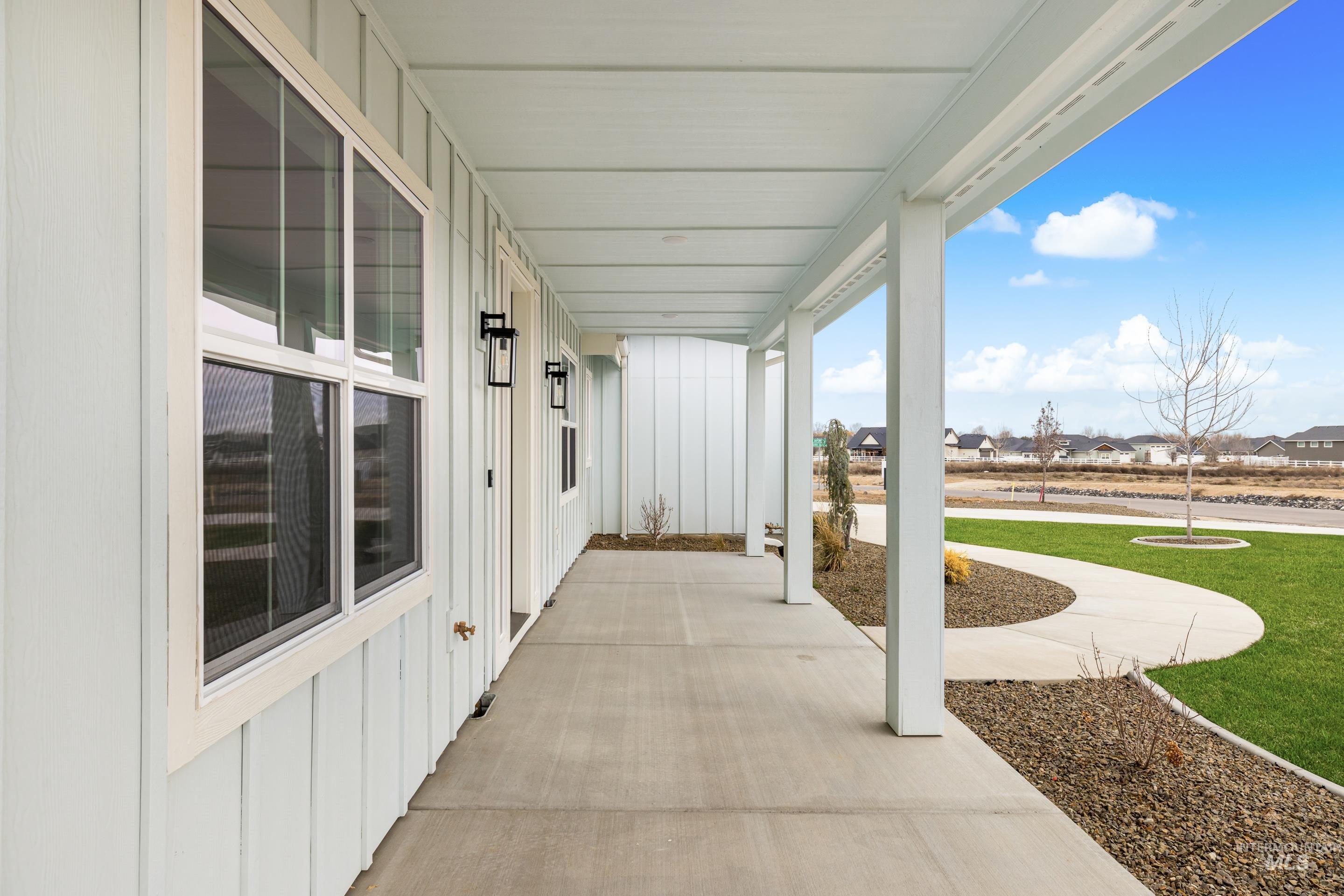 15280 Juniperwood Drive, Caldwell, Idaho 83607, 4 Bedrooms, 2.5 Bathrooms, Residential For Sale, Price $1,025,000,MLS 98974726