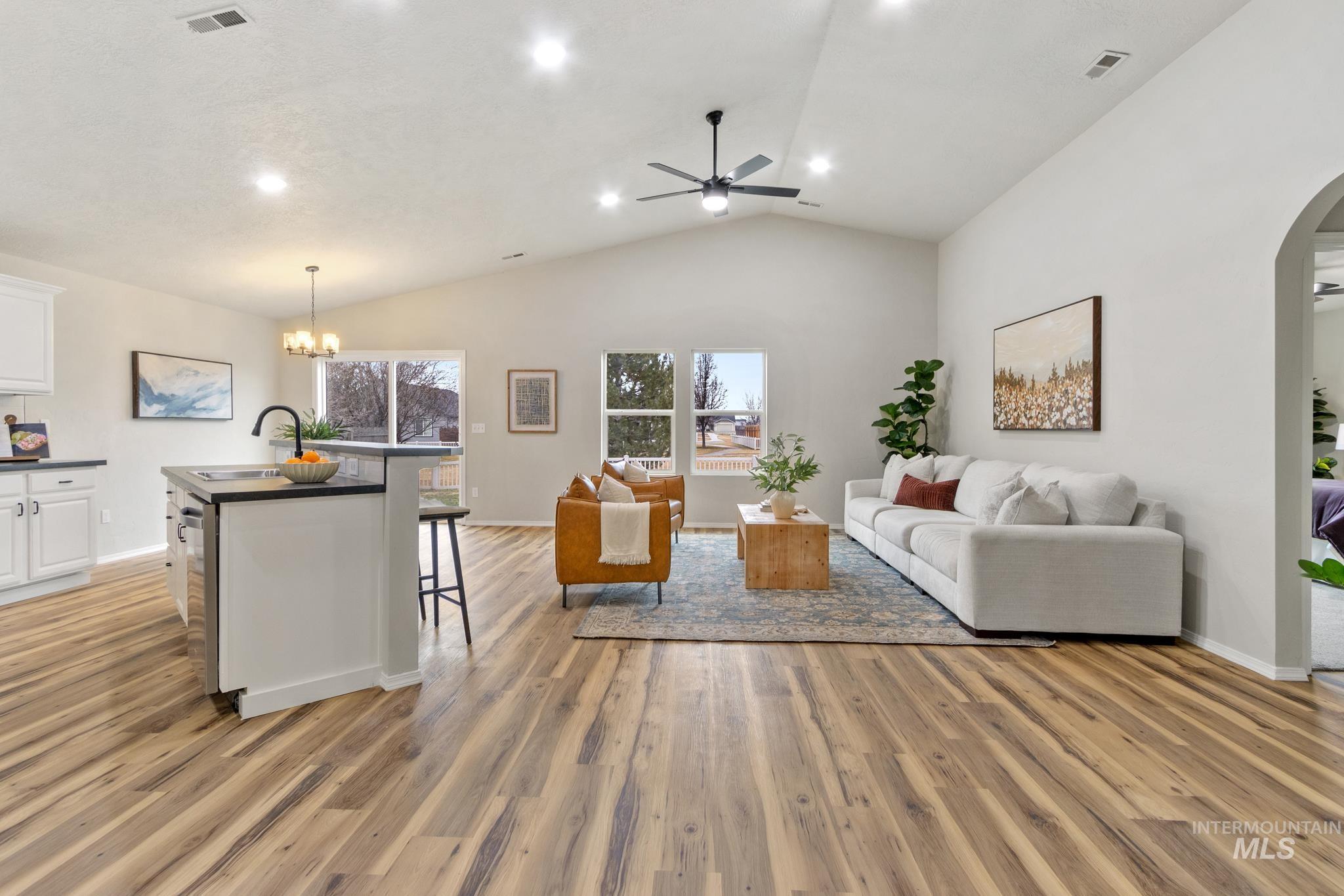 12753 Cultivator St, Caldwell, Idaho 83607, 4 Bedrooms, 2 Bathrooms, Residential For Sale, Price $370,000,MLS 98974727