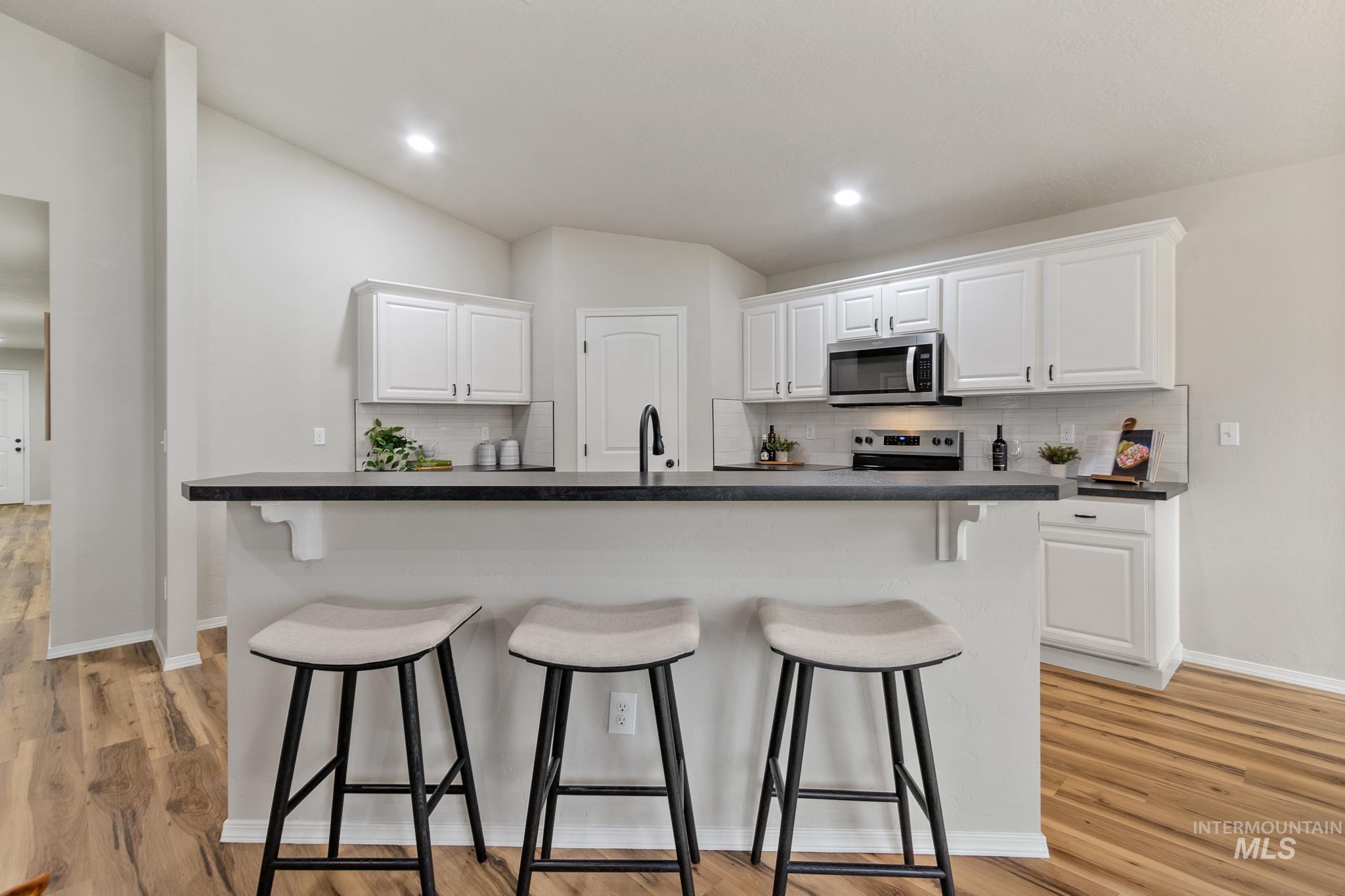 12753 Cultivator St, Caldwell, Idaho 83607, 4 Bedrooms, 2 Bathrooms, Residential For Sale, Price $370,000,MLS 98974727