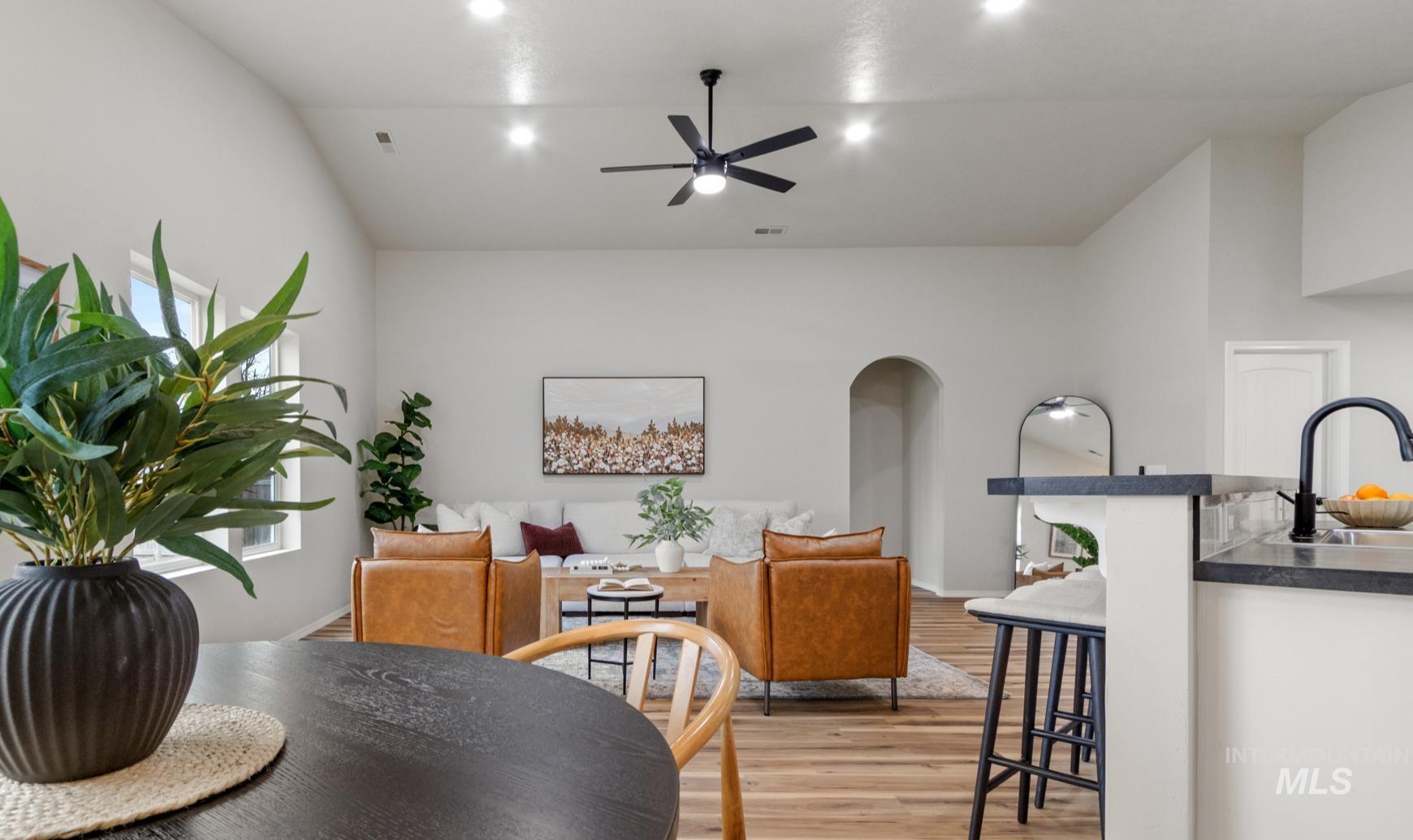 12753 Cultivator St, Caldwell, Idaho 83607, 4 Bedrooms, 2 Bathrooms, Residential For Sale, Price $370,000,MLS 98974727