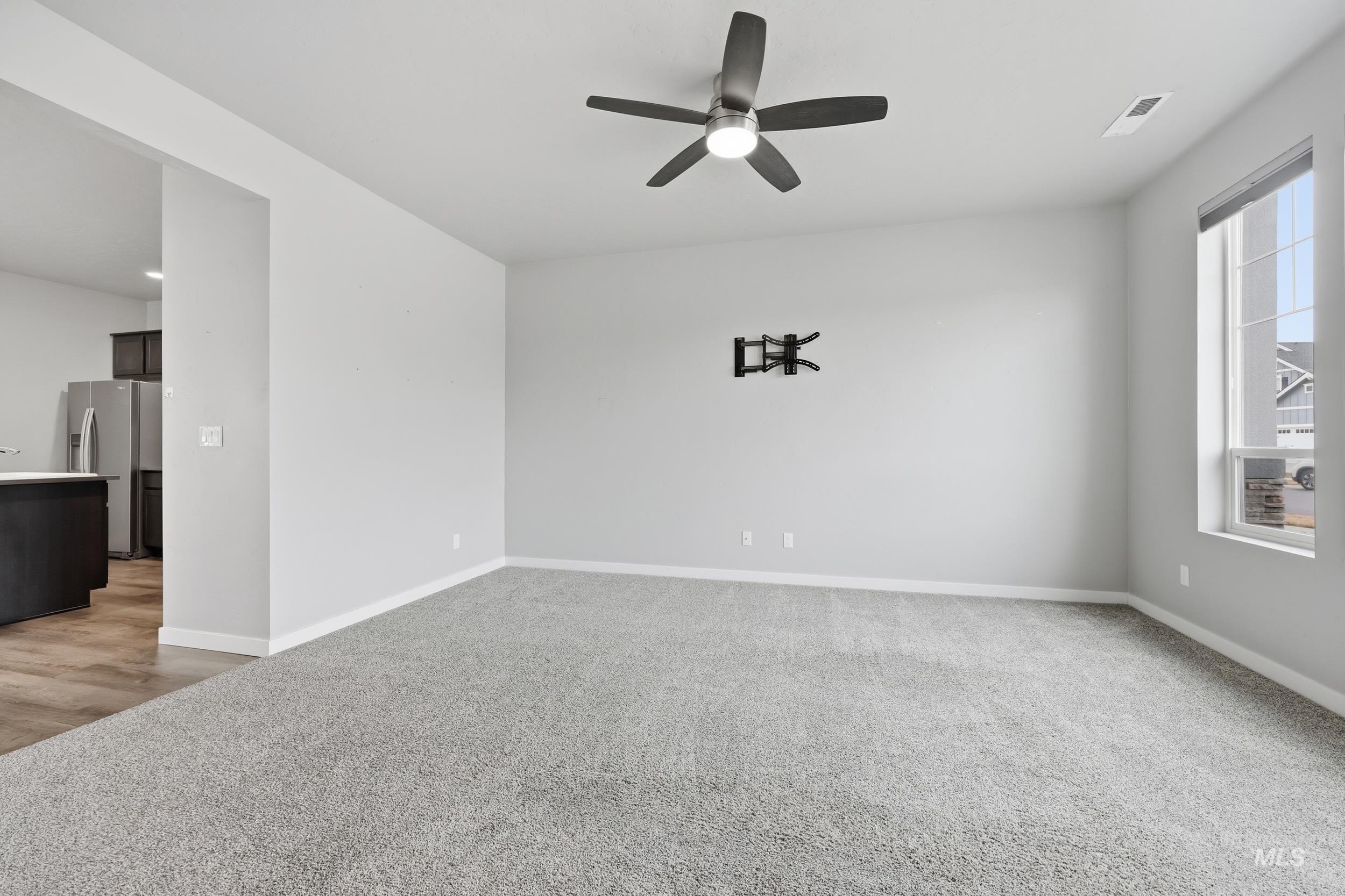 1097 N World Cup Ln, Eagle, Idaho 83616, 3 Bedrooms, 2.5 Bathrooms, Residential For Sale, Price $419,000,MLS 98974729