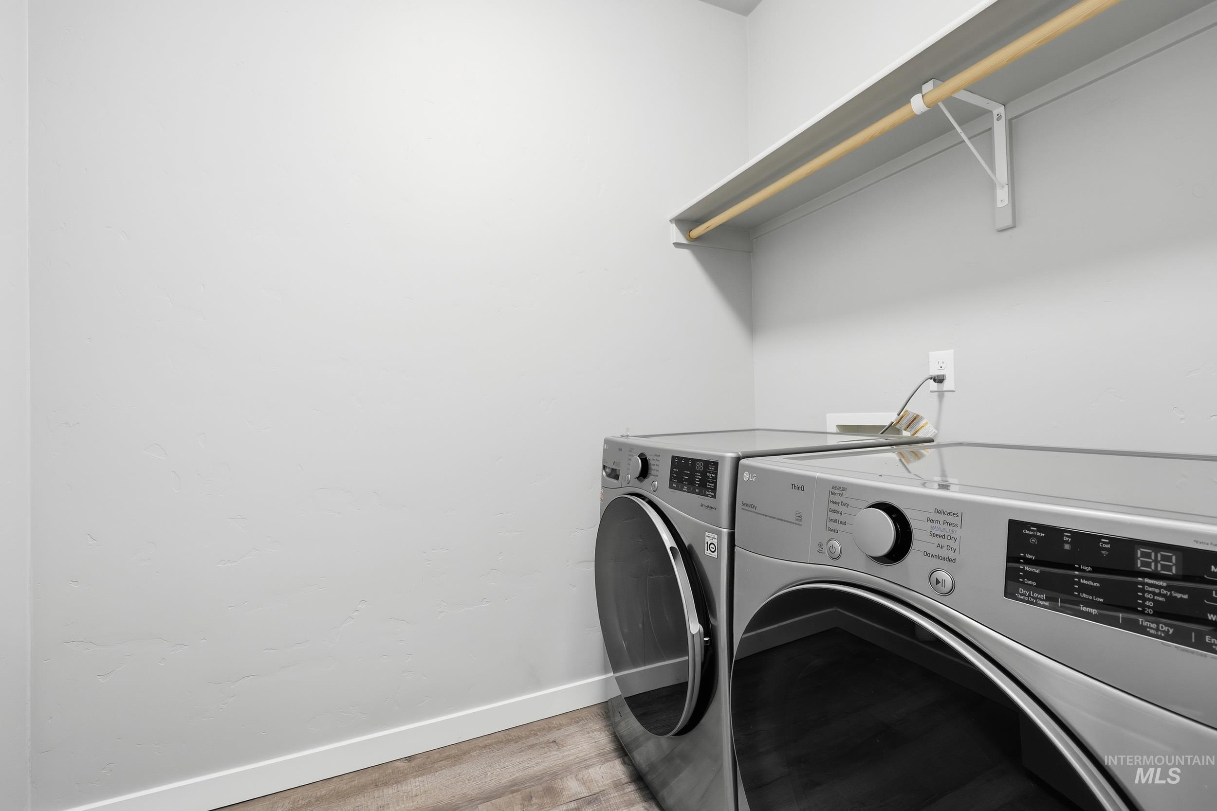 1097 N World Cup Ln, Eagle, Idaho 83616, 3 Bedrooms, 2.5 Bathrooms, Residential For Sale, Price $419,000, 98974729