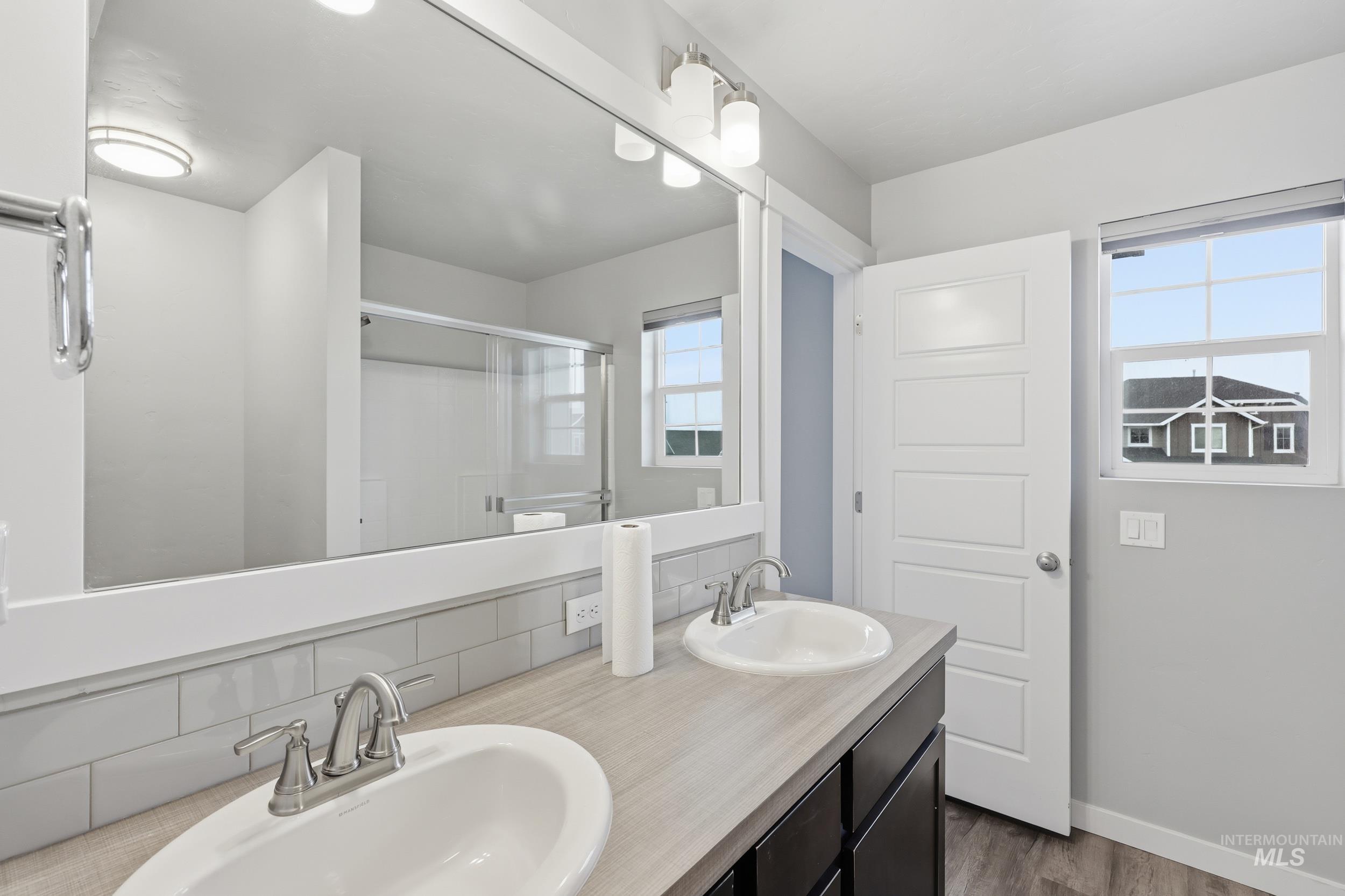 1097 N World Cup Ln, Eagle, Idaho 83616, 3 Bedrooms, 2.5 Bathrooms, Residential For Sale, Price $419,000, 98974729