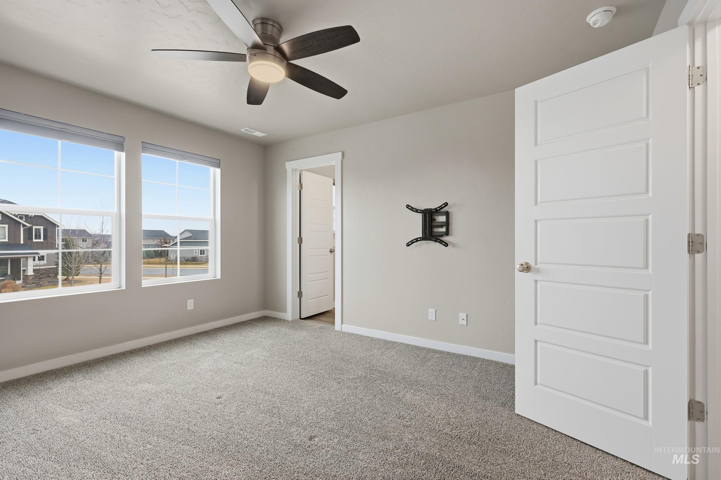 1097 N World Cup Ln, Eagle, Idaho 83616, 3 Bedrooms, 2.5 Bathrooms, Residential For Sale, Price $419,000, 98974729