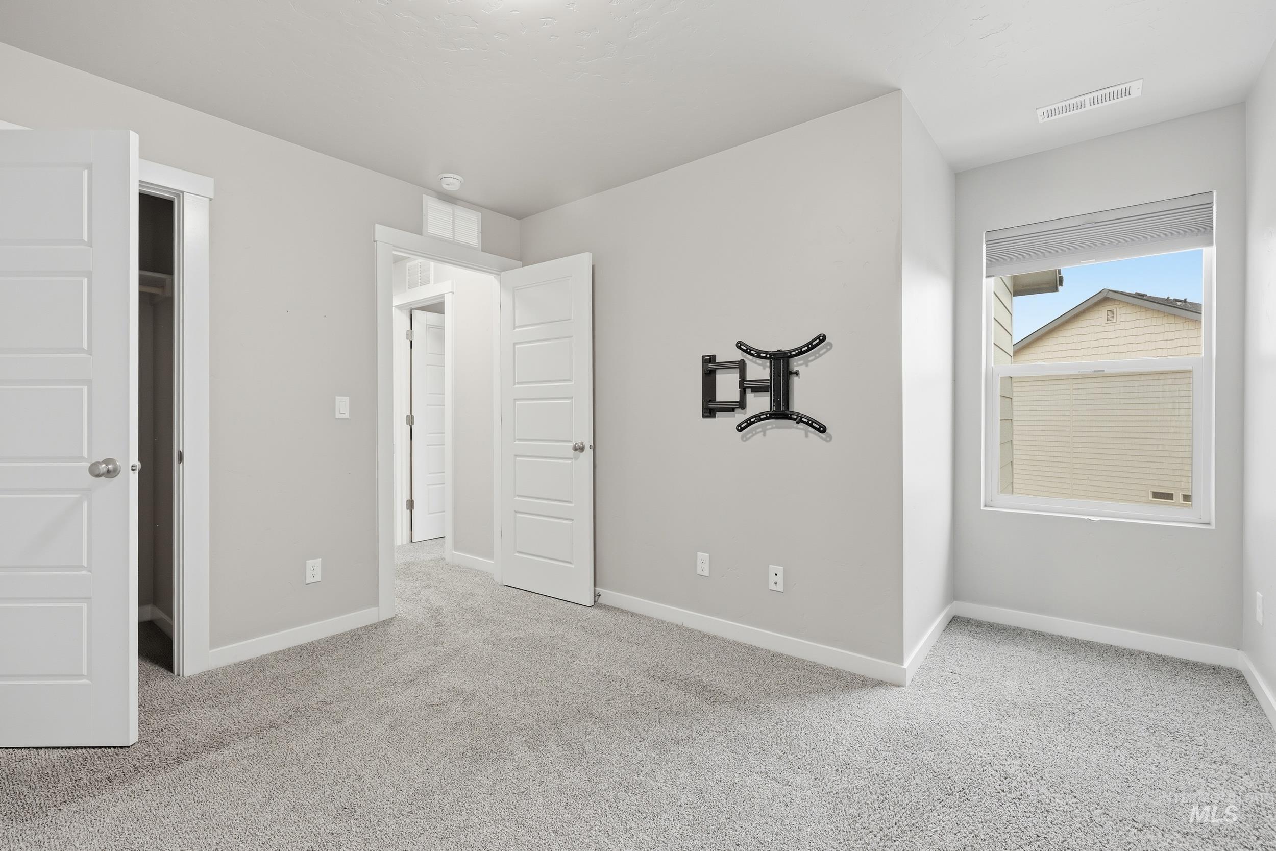 1097 N World Cup Ln, Eagle, Idaho 83616, 3 Bedrooms, 2.5 Bathrooms, Residential For Sale, Price $419,000, 98974729