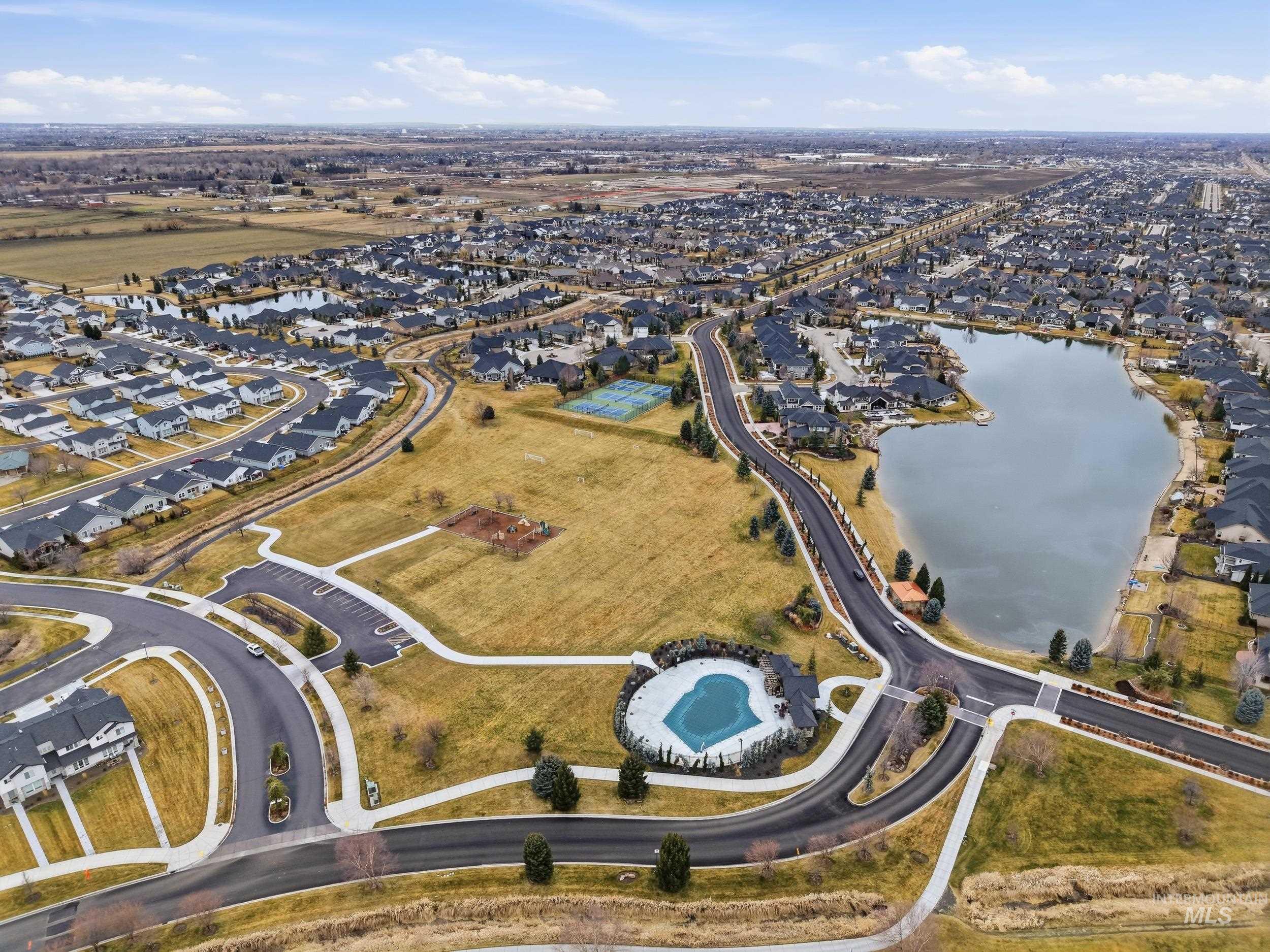 1097 N World Cup Ln, Eagle, Idaho 83616, 3 Bedrooms, 2.5 Bathrooms, Residential For Sale, Price $419,000, 98974729