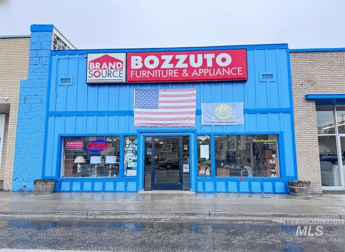 213-217 South Rail Street West, Shoshone, Idaho 83352, Business/Commercial For Sale, Price $950,000,MLS 98974733