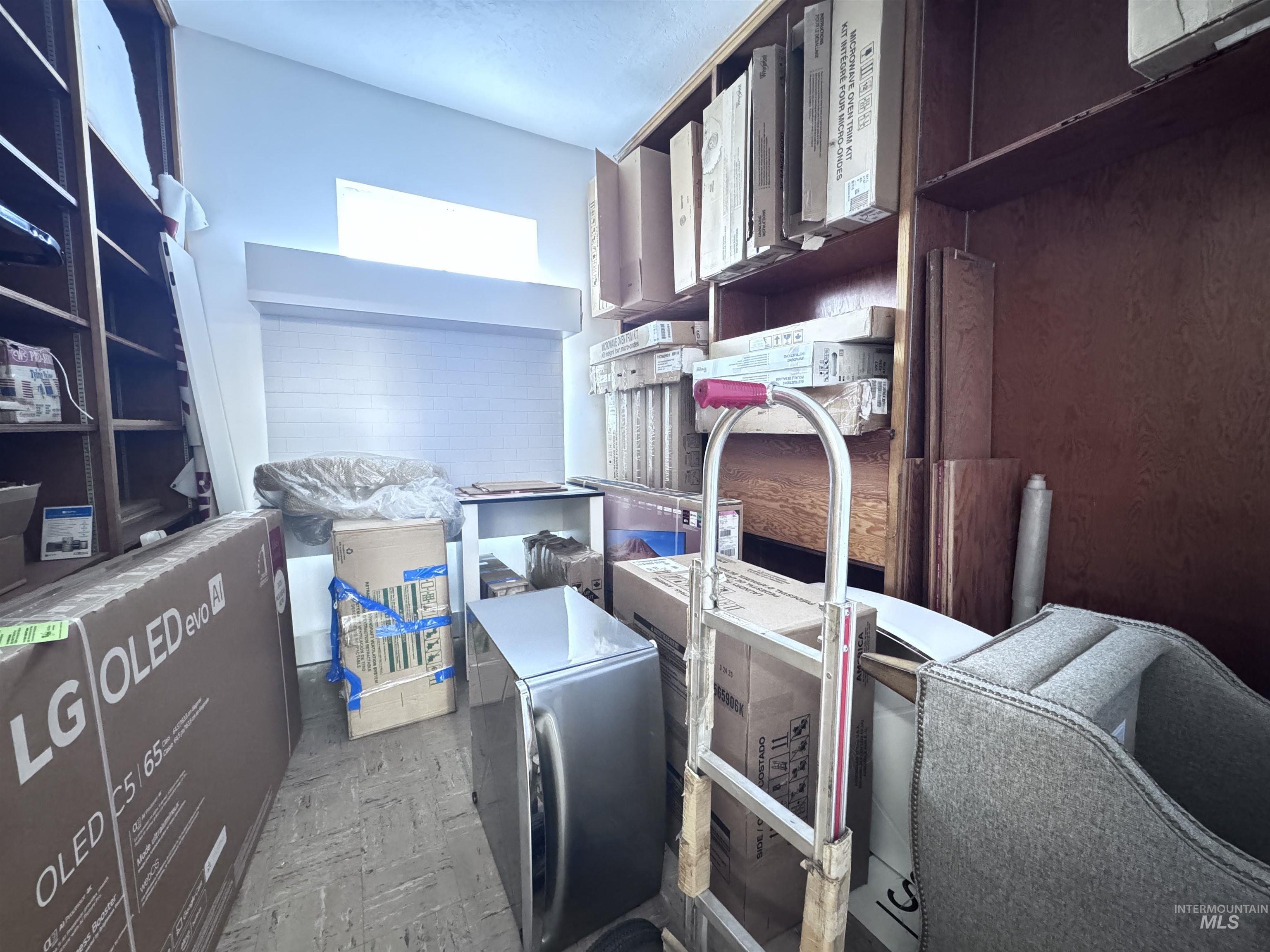 213-217 South Rail Street West, Shoshone, Idaho 83352, Business/Commercial For Sale, Price $950,000,MLS 98974733