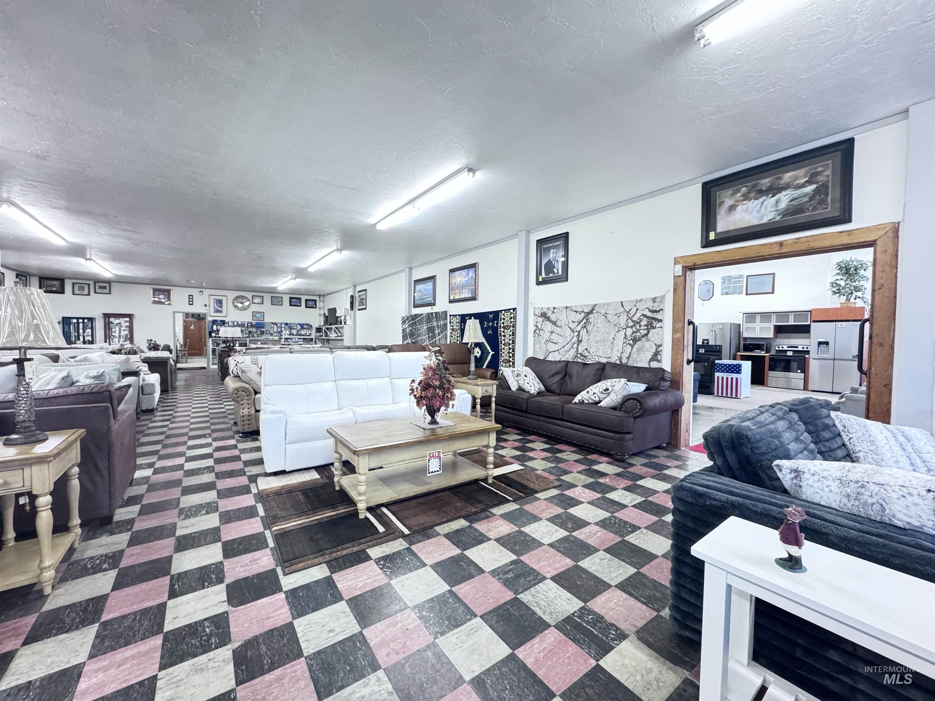 213-217 South Rail Street West, Shoshone, Idaho 83352, Business/Commercial For Sale, Price $950,000,MLS 98974733