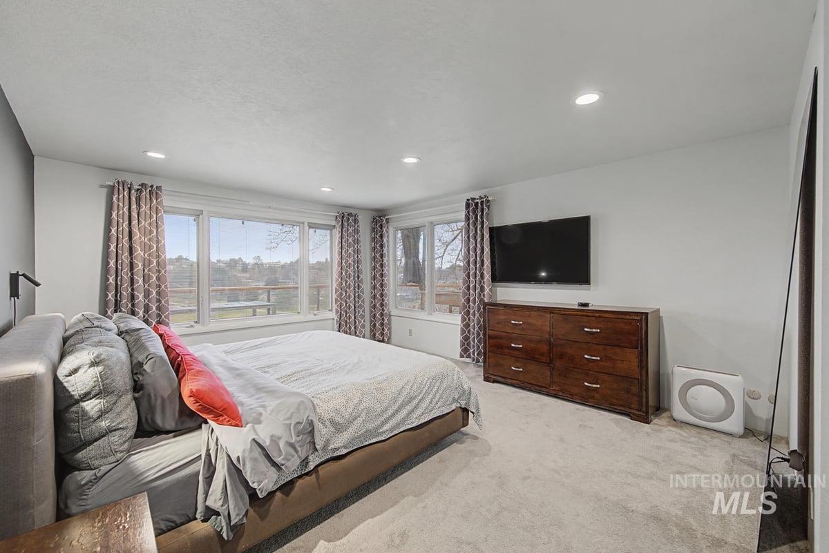 555 E Braemere Drive, Boise, Idaho 83702-000, 4 Bedrooms, 2.5 Bathrooms, Residential For Sale, Price $1,295,000,MLS 98974734