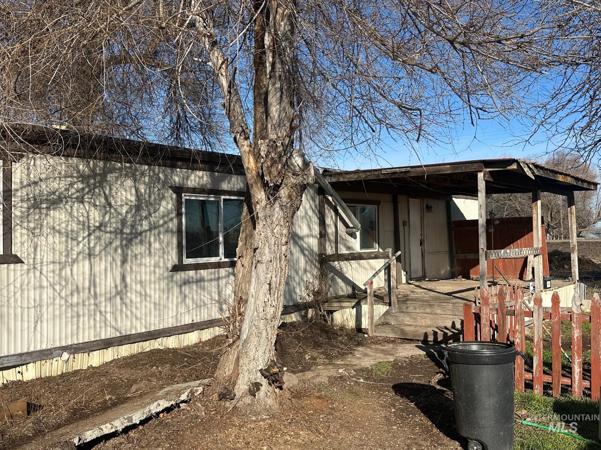 3915 Highway 30, New Plymouth, Idaho 83655, 2 Bedrooms, 1.5 Bathrooms, Residential For Sale, Price $119,000,MLS 98974737