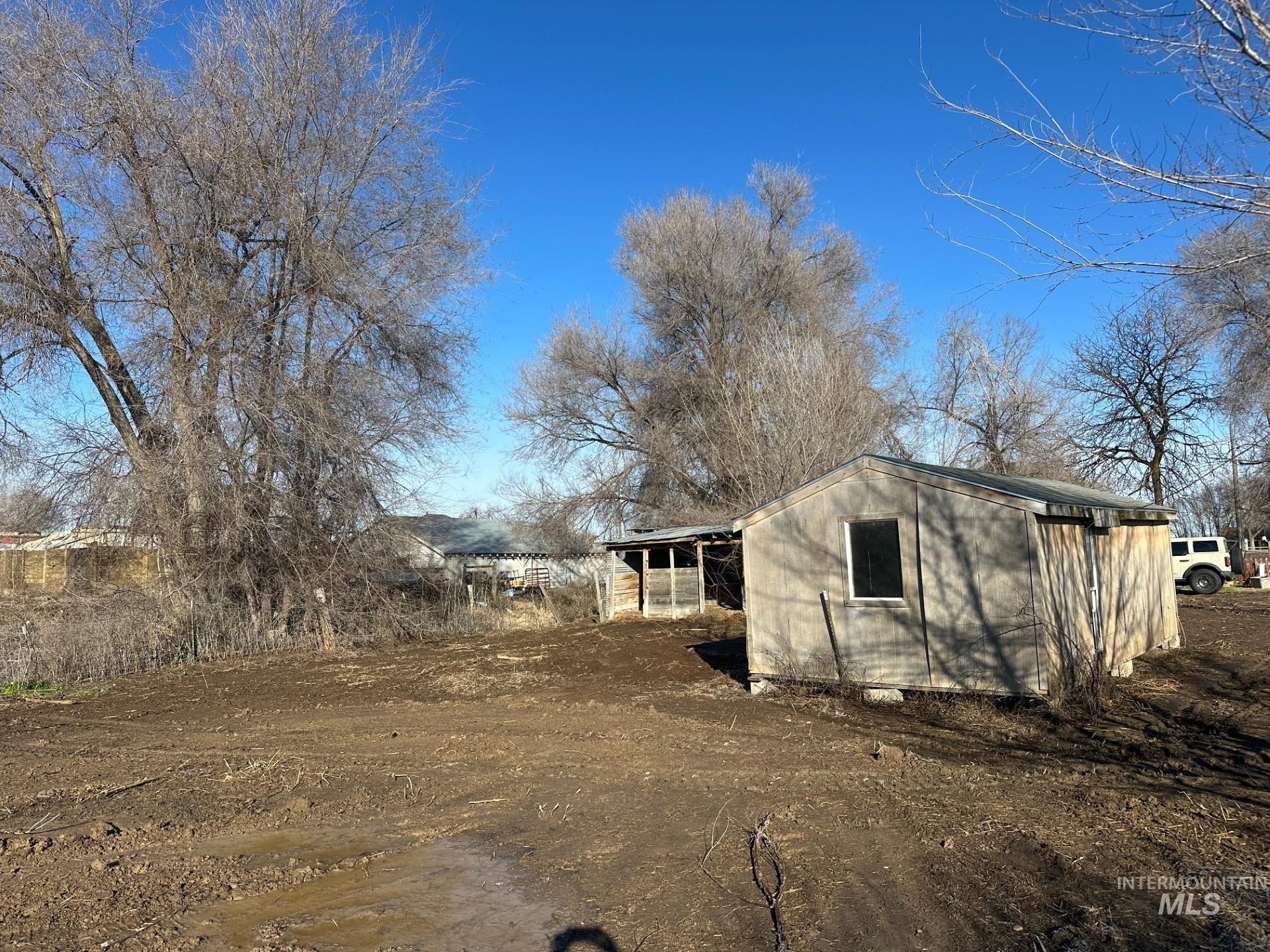 3915 Highway 30, New Plymouth, Idaho 83655, 2 Bedrooms, 1.5 Bathrooms, Residential For Sale, Price $119,000,MLS 98974737