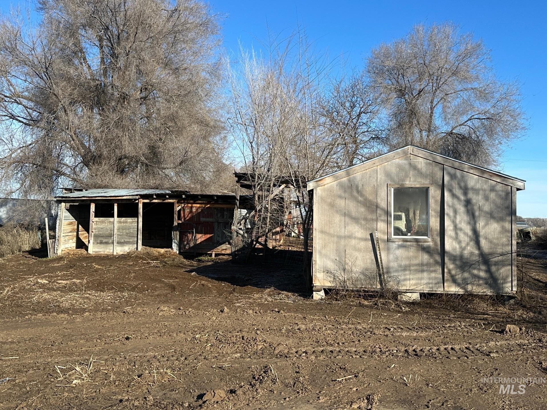 3915 Highway 30, New Plymouth, Idaho 83655, 2 Bedrooms, 1.5 Bathrooms, Residential For Sale, Price $119,000,MLS 98974737