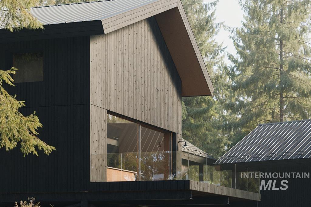 462 Timbercrest Loop, McCall, Idaho 83638, 4 Bedrooms, 4 Bathrooms, Residential For Sale, Price $2,150,000,MLS 98974738