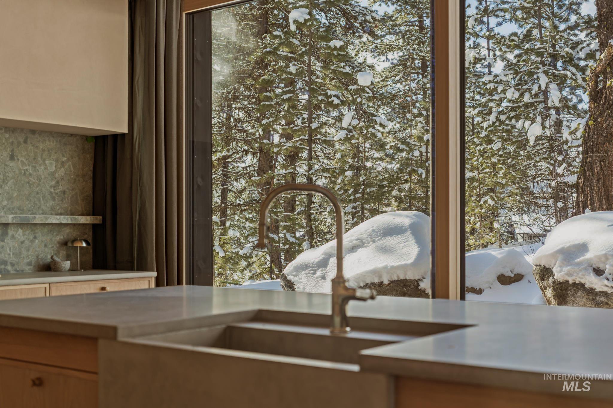 462 Timbercrest Loop, McCall, Idaho 83638, 4 Bedrooms, 4 Bathrooms, Residential For Sale, Price $1,995,000, 98974738