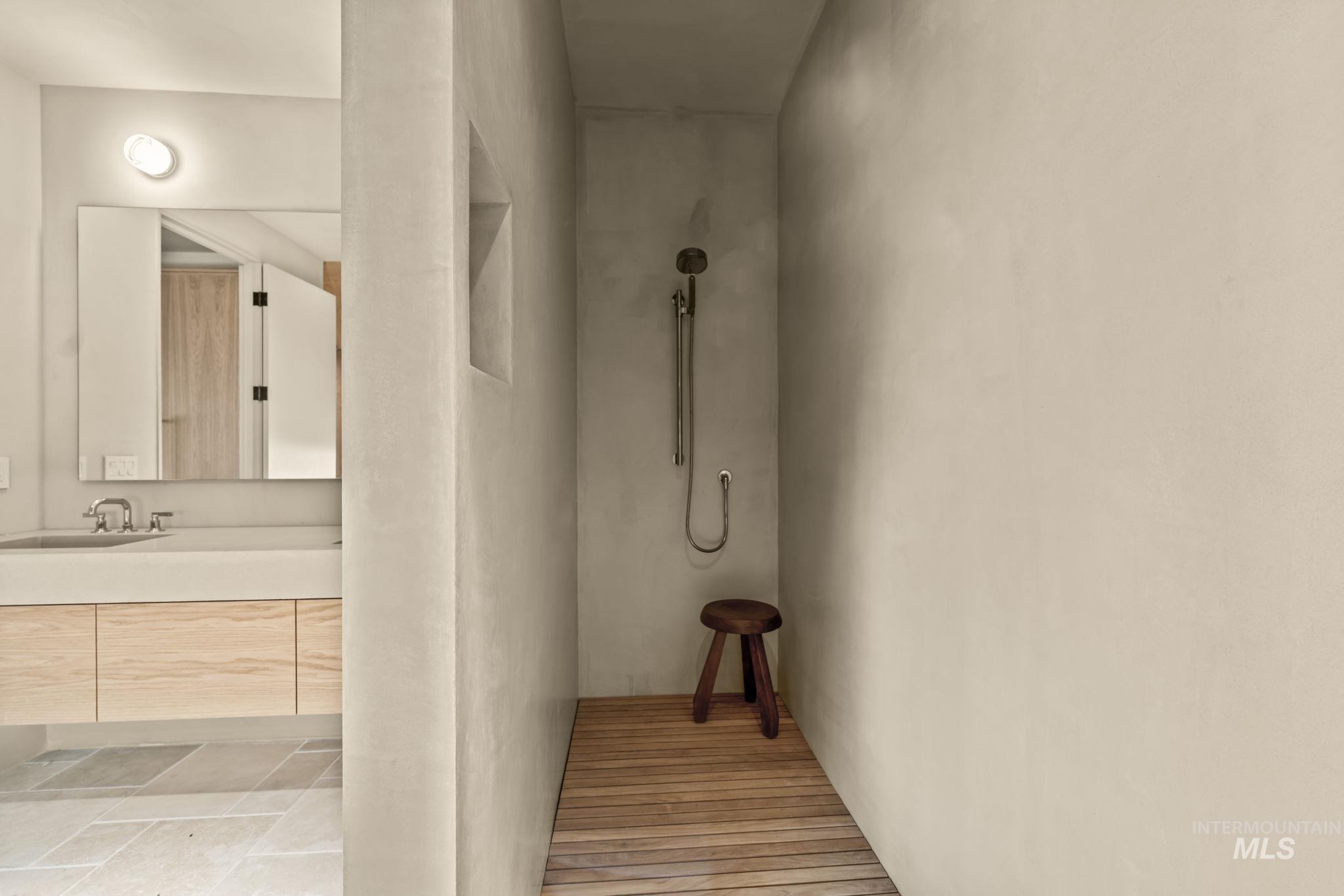 462 Timbercrest Loop, McCall, Idaho 83638, 4 Bedrooms, 4 Bathrooms, Residential For Sale, Price $2,150,000, 98974738