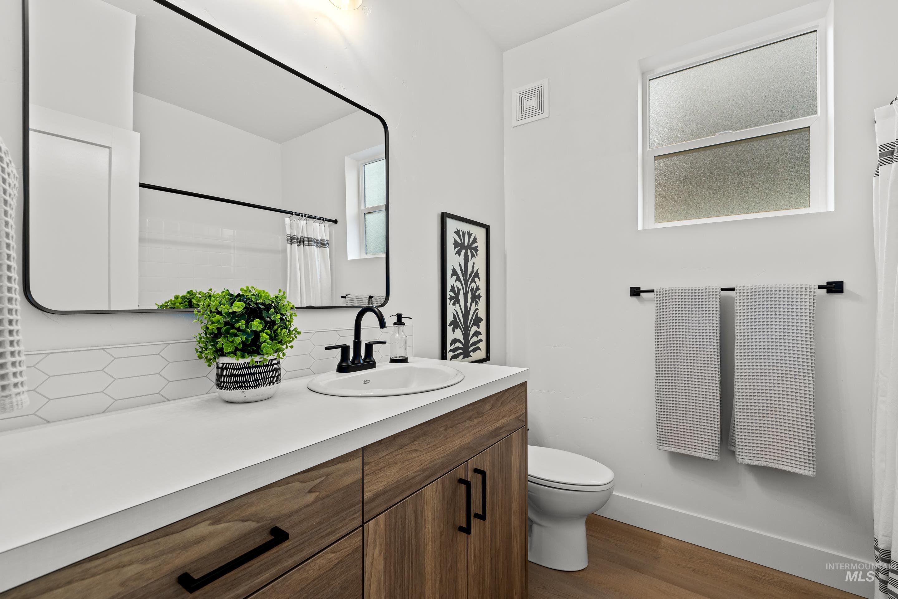 4654 N Maple Grove Rd, Boise, Idaho 83704, 4 Bedrooms, 3 Bathrooms, Residential For Sale, Price $639,900, 98974740