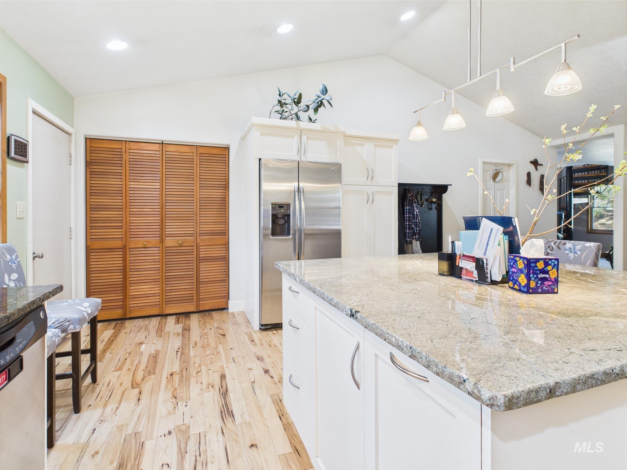 9 POND OVERLOOK, Idaho City, Idaho 83631, 3 Bedrooms, 2 Bathrooms, Residential For Sale, Price $495,000, 98974741