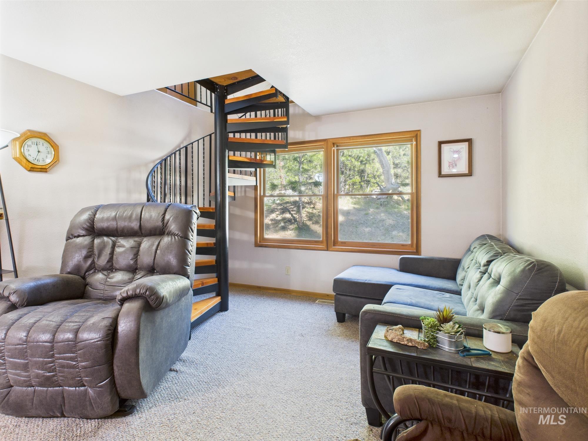 9 POND OVERLOOK, Idaho City, Idaho 83631, 3 Bedrooms, 2 Bathrooms, Residential For Sale, Price $495,000, 98974741