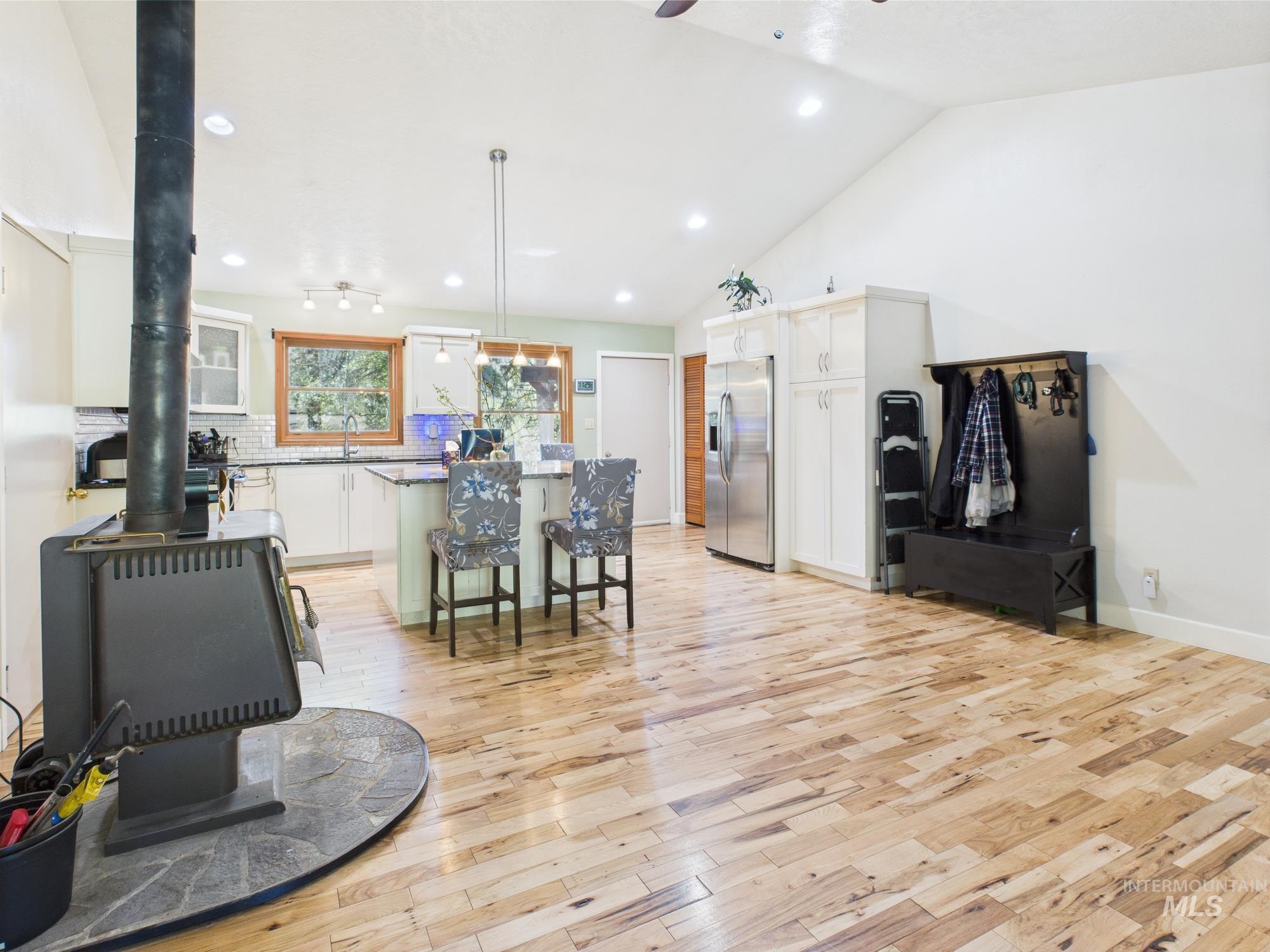 9 POND OVERLOOK, Idaho City, Idaho 83631, 3 Bedrooms, 2 Bathrooms, Residential For Sale, Price $495,000, 98974741