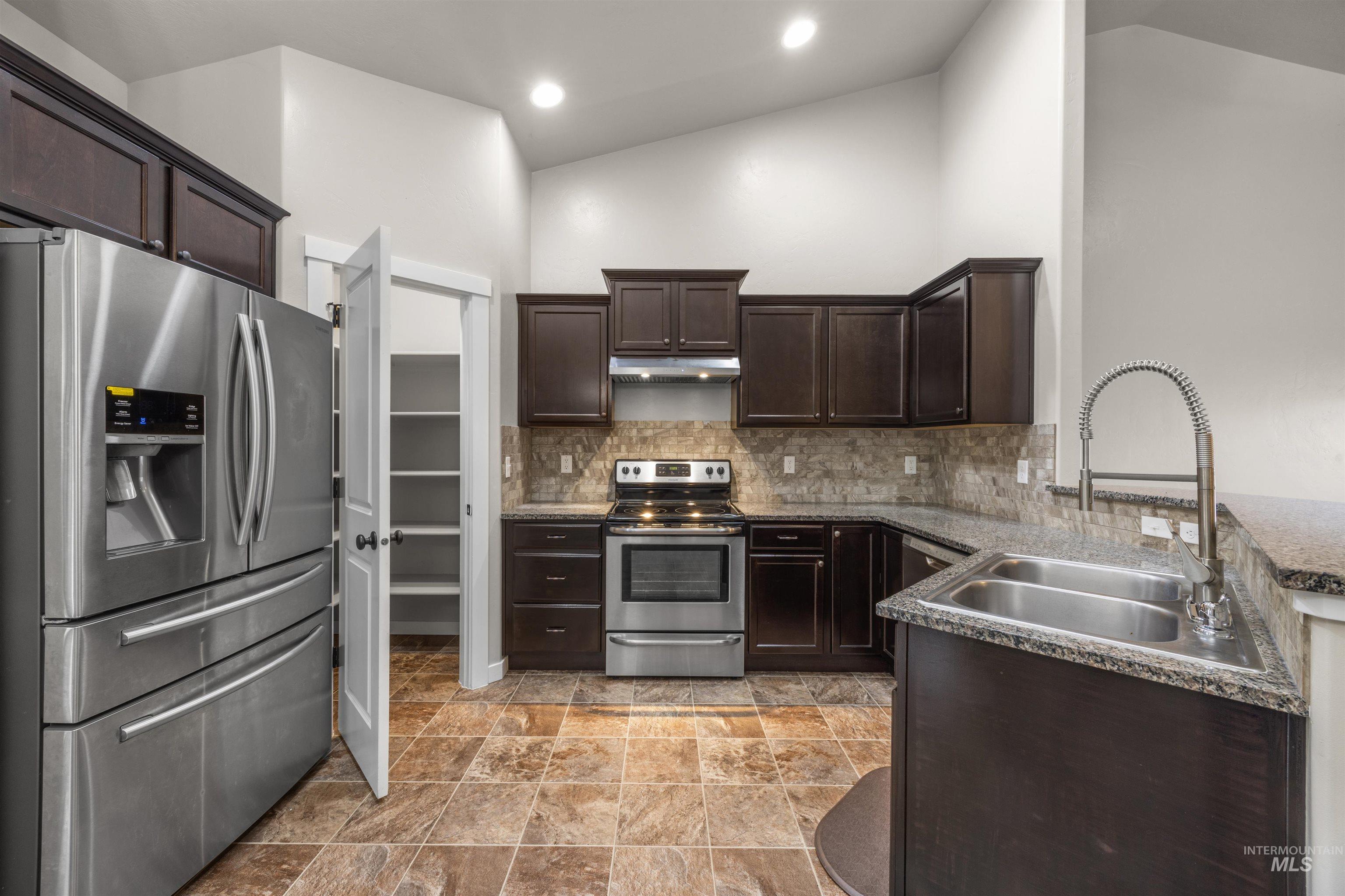 11895 W Abram St, Boise, Idaho 83713, 4 Bedrooms, 2.5 Bathrooms, Residential For Sale, Price $527,000, 98974743