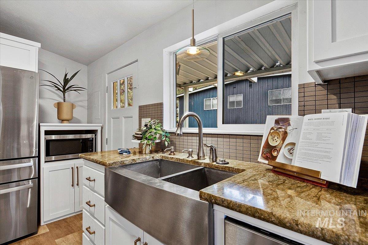 2904 N Bogus Basin Rd, Boise, Idaho 83702, 4 Bedrooms, 2 Bathrooms, Residential For Sale, Price $719,000, 98974744