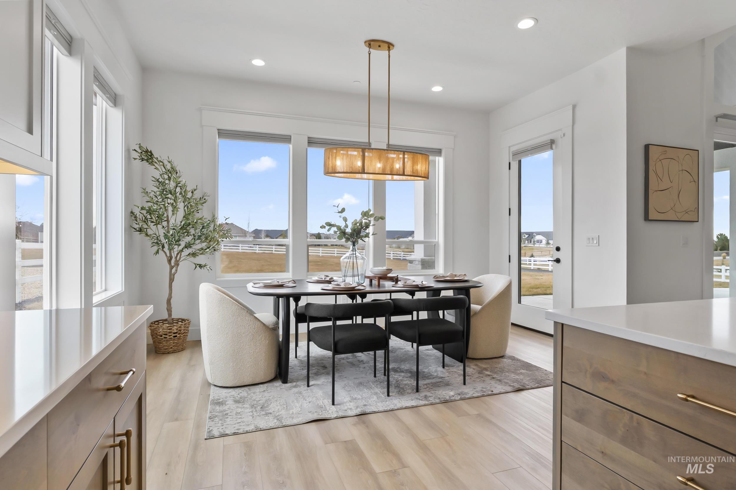 8835 Double Shot Hollow Ln, Middleton, Idaho 83644, 3 Bedrooms, 2.5 Bathrooms, Residential For Sale, Price $1,176,900, 98974746