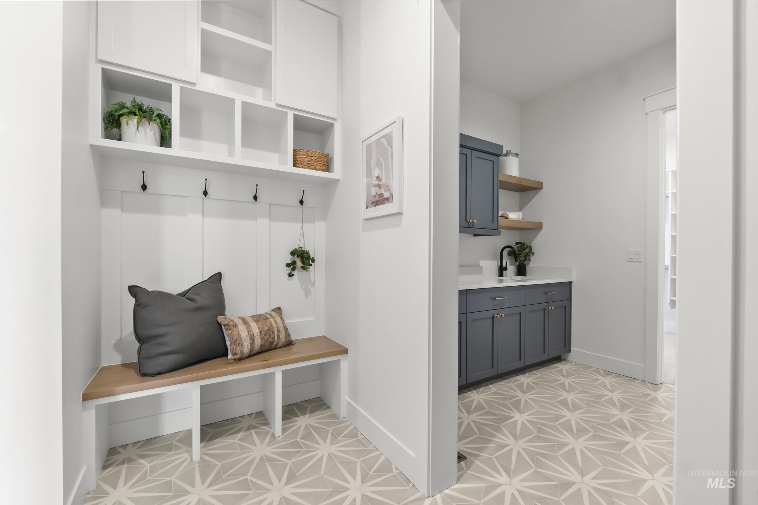 8835 Double Shot Hollow Ln, Middleton, Idaho 83644, 3 Bedrooms, 2.5 Bathrooms, Residential For Sale, Price $1,176,900, 98974746