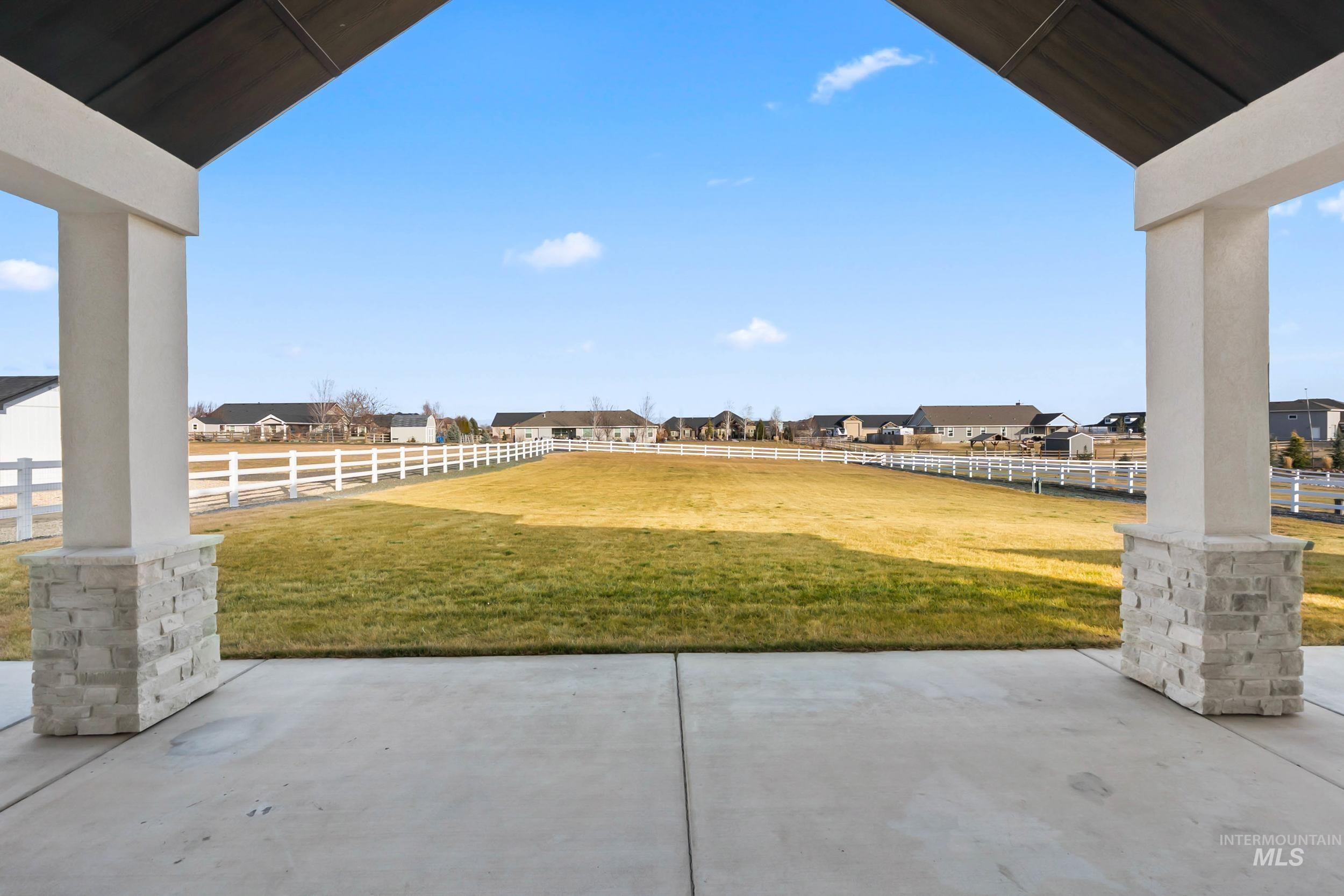 8835 Double Shot Hollow Ln, Middleton, Idaho 83644, 3 Bedrooms, 2.5 Bathrooms, Residential For Sale, Price $1,176,900, 98974746