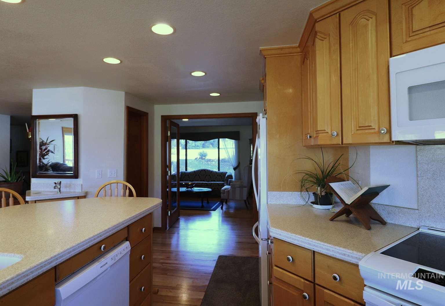 2300 W Aspen Cove Dr, Meridian, Idaho 83642, 5 Bedrooms, 3 Bathrooms, Residential For Sale, Price $1,100,000,MLS 98974748